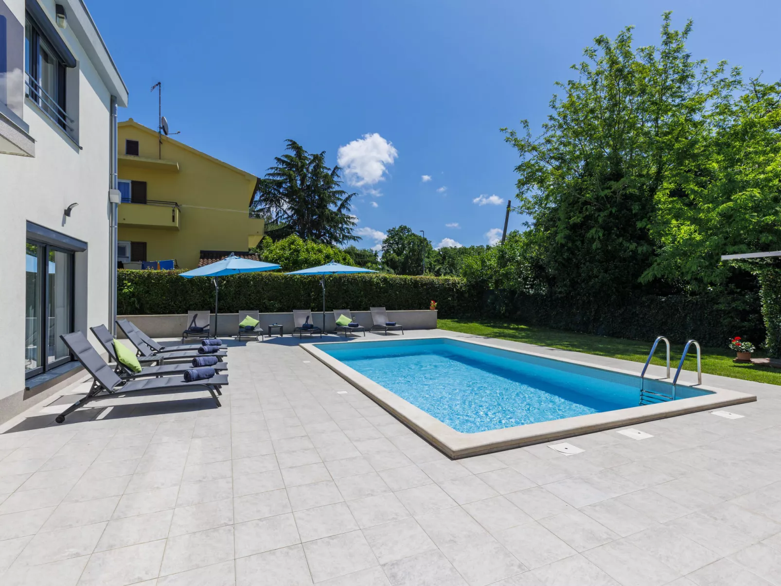 Villa Romina-Draußen