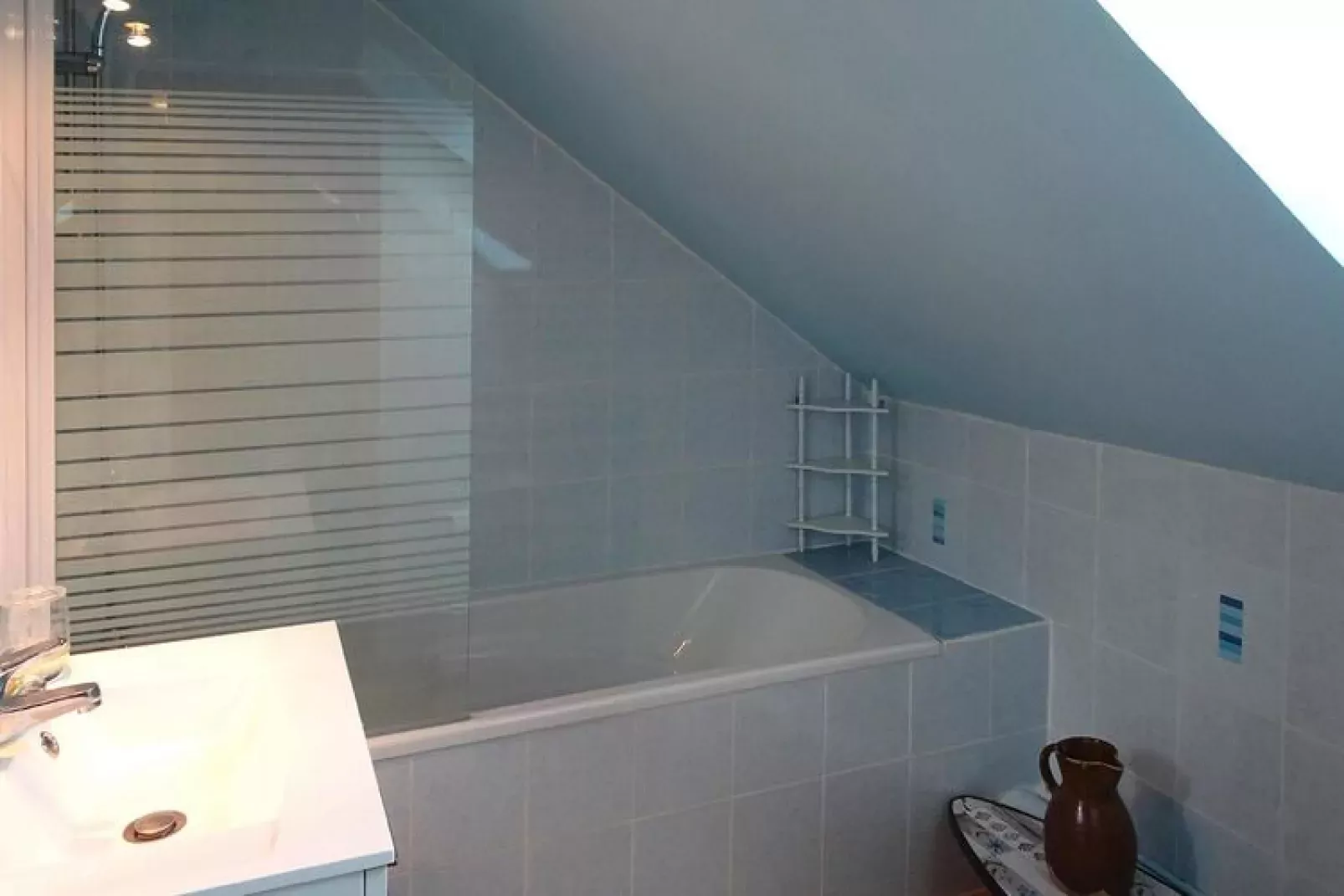 Holiday home St Maurice-en-Cotentin-Bathroom