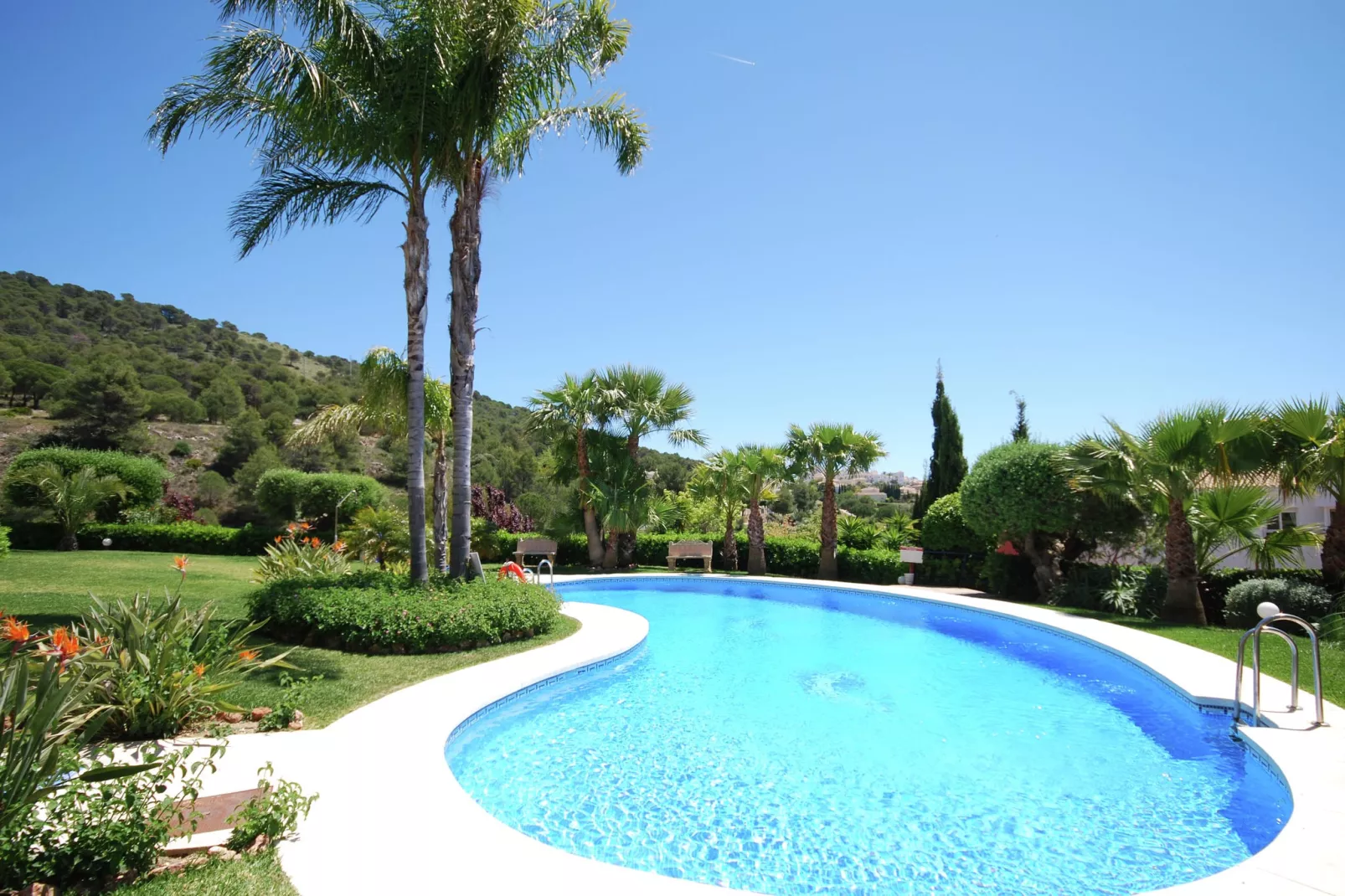 El Mirador-Pool