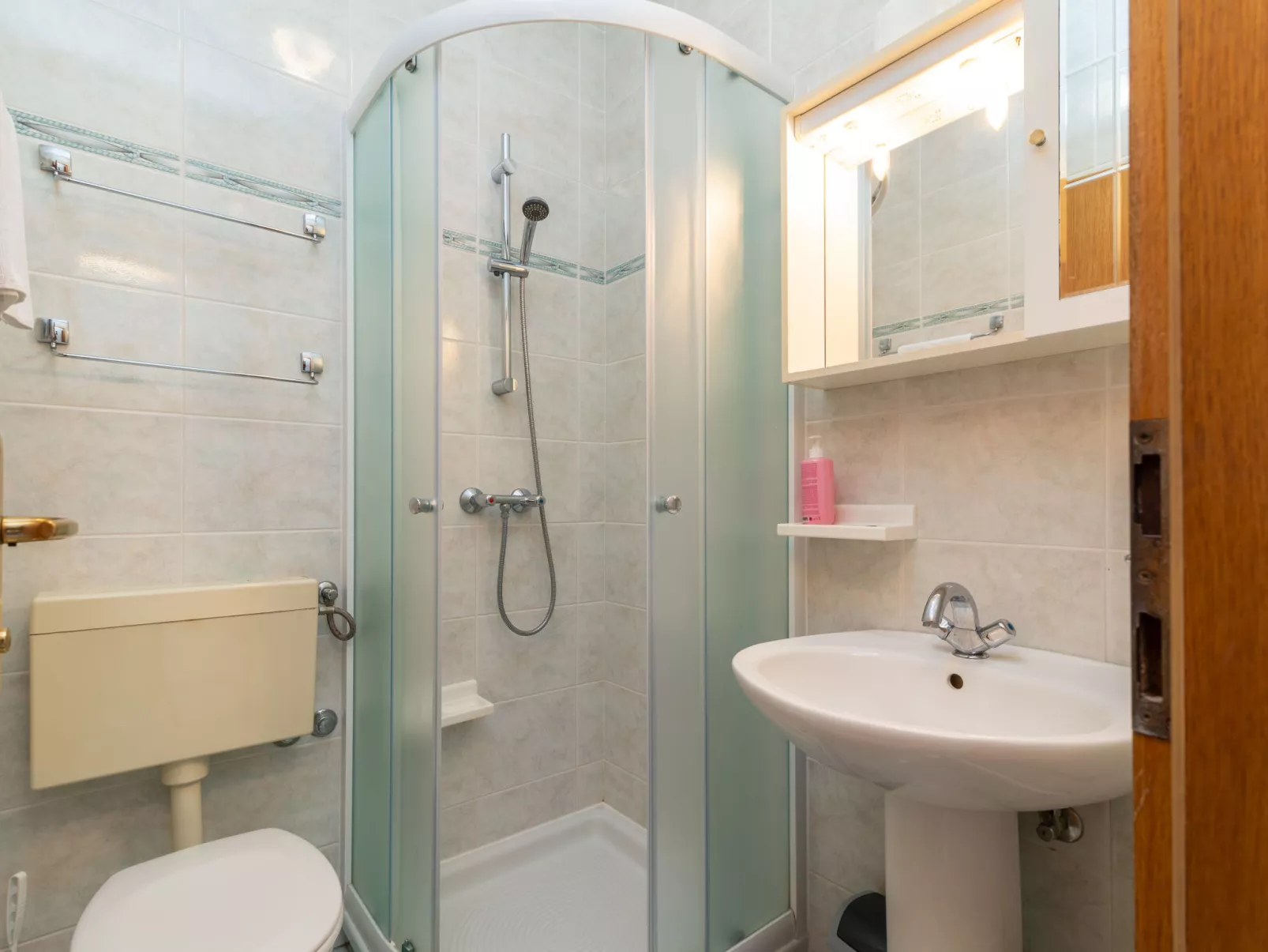 Apartman 15-Inside