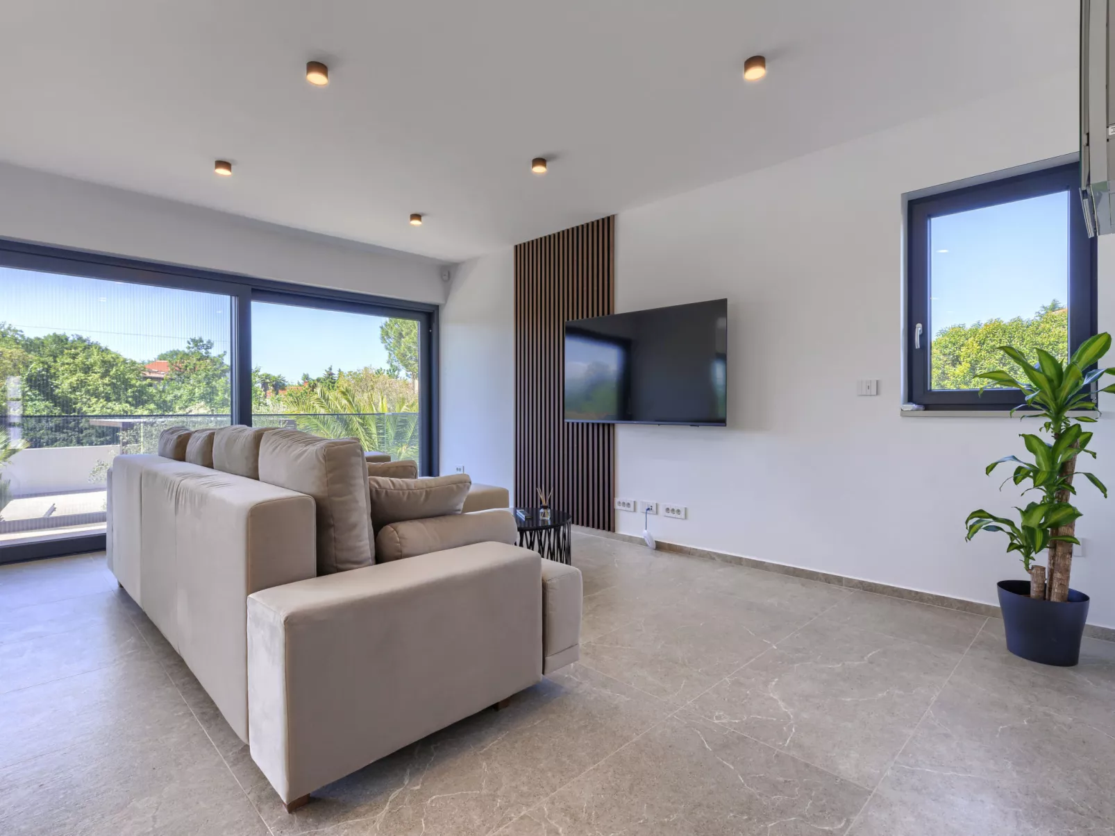 Villa Sandro-Inside