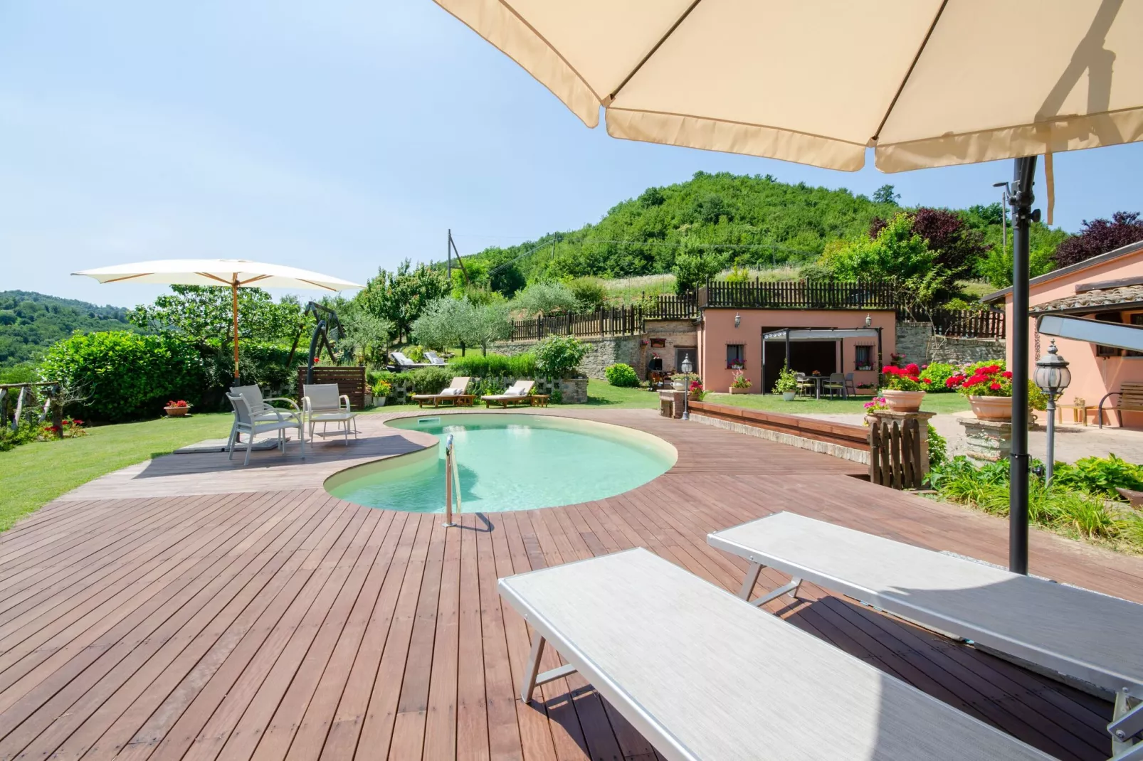 Villa Angolo Fiorito-Pool