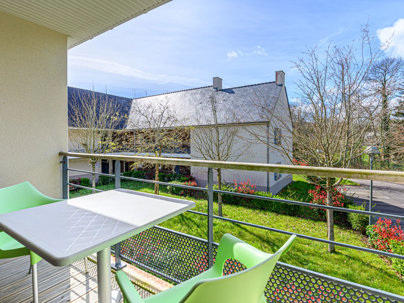 Les Rives de Pont Aven-Outside