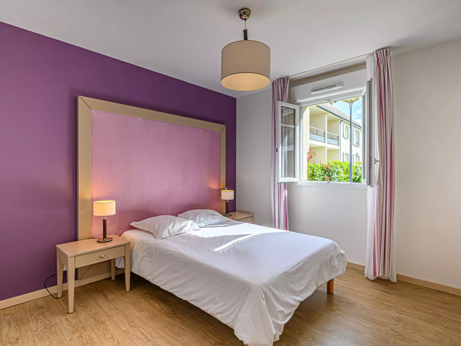Les Rives de Pont Aven-Inside