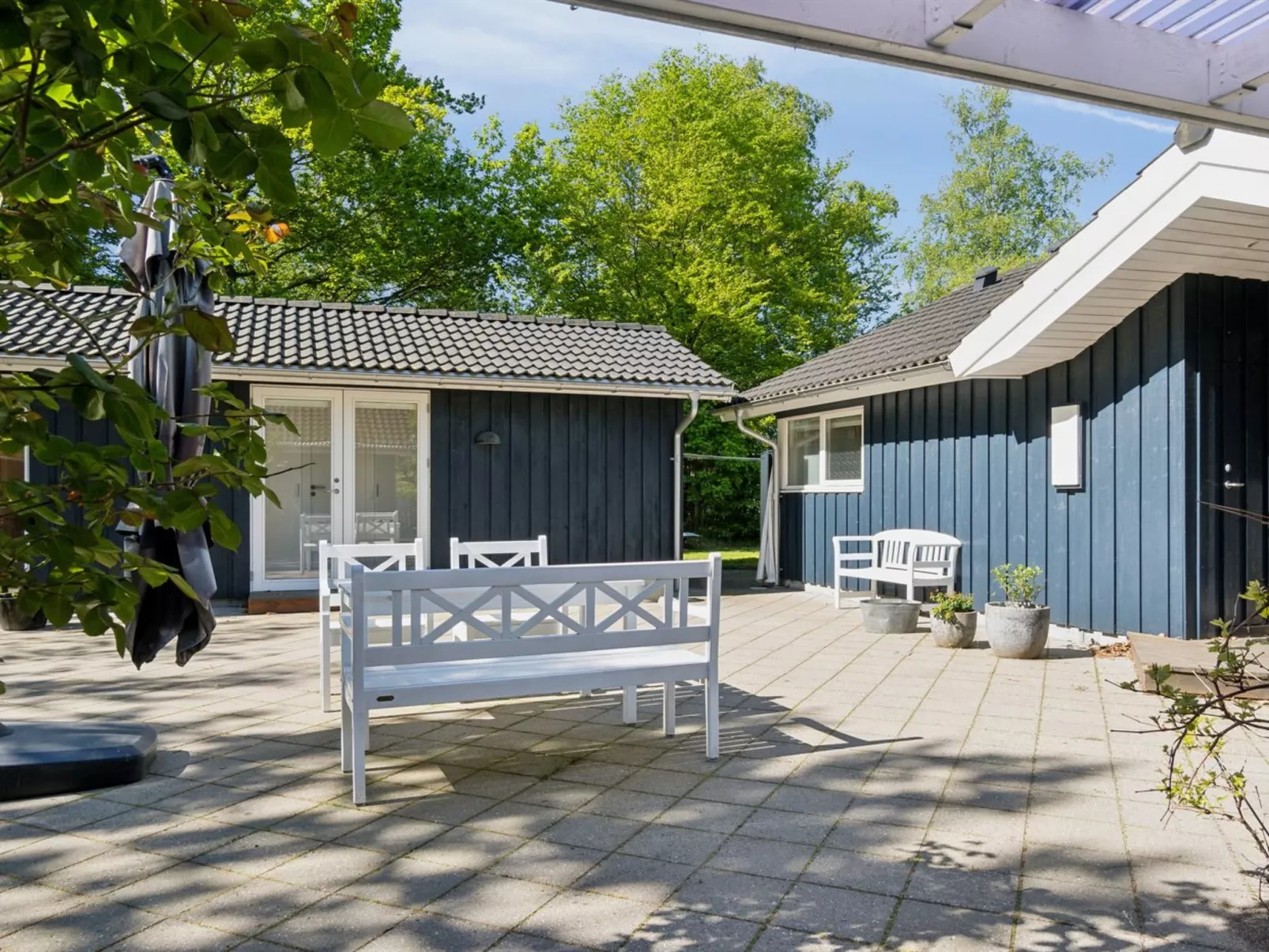 "Fatima" - 400m from the sea-Draußen