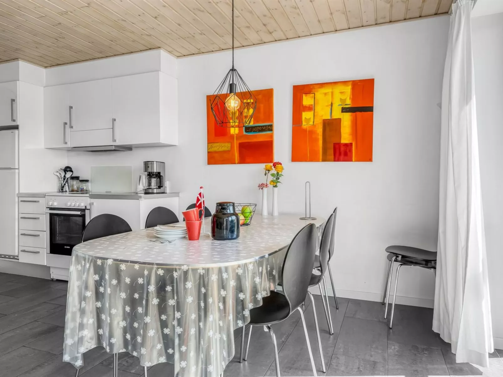 "Molti" - 750m from the sea-Dedans