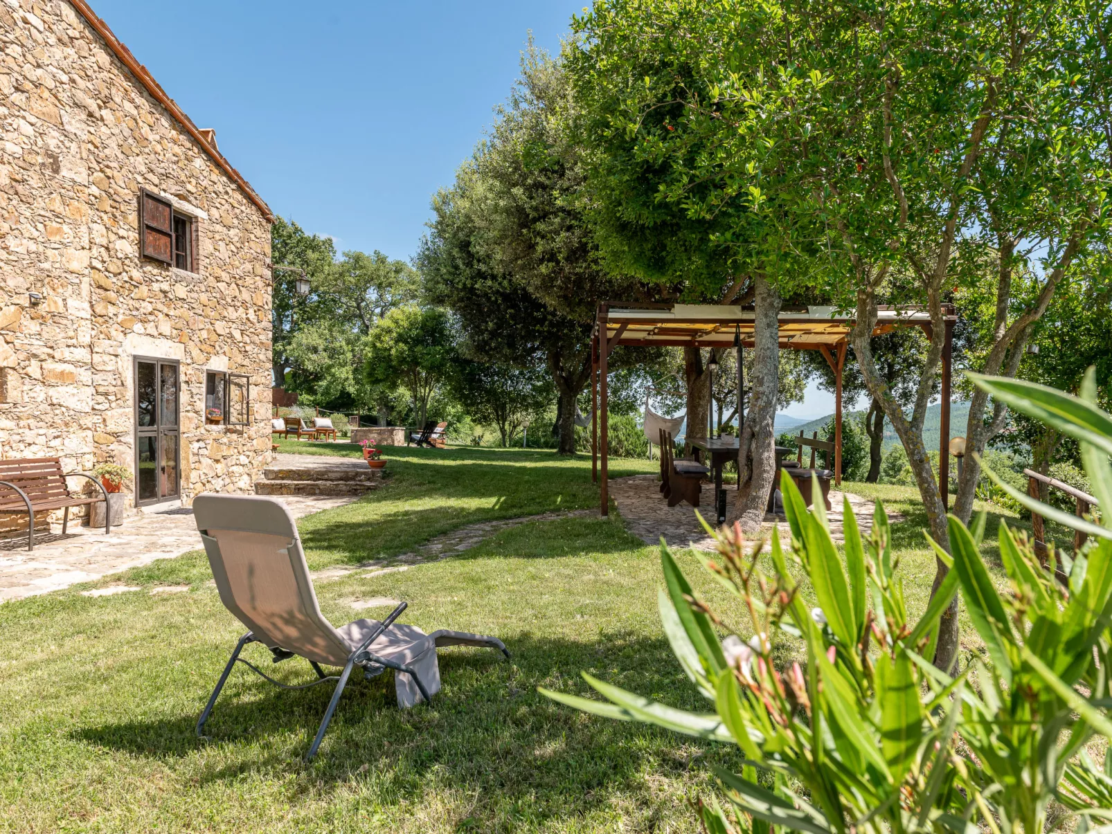 Montecavallo-Outside