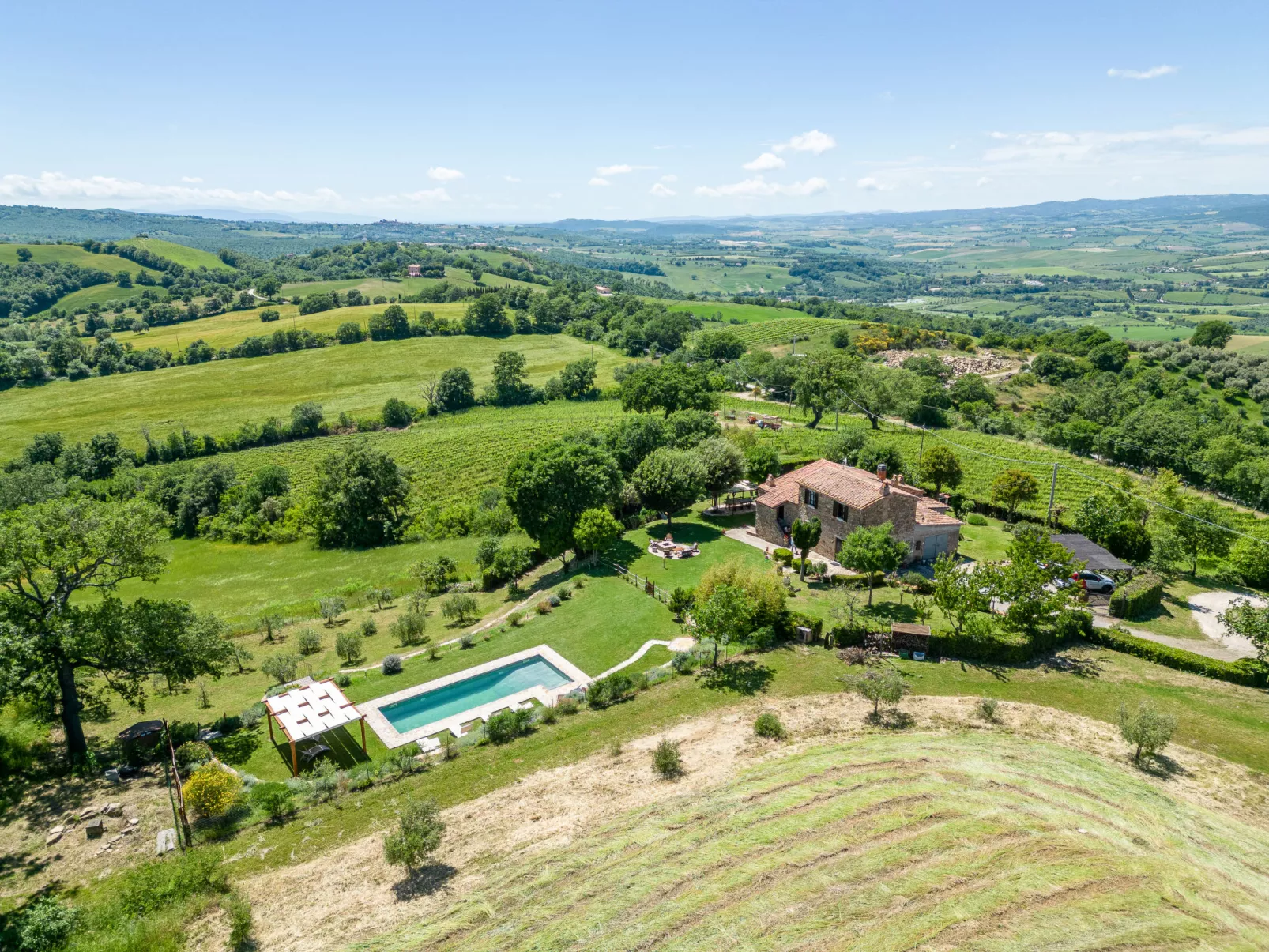 Montecavallo-Outside