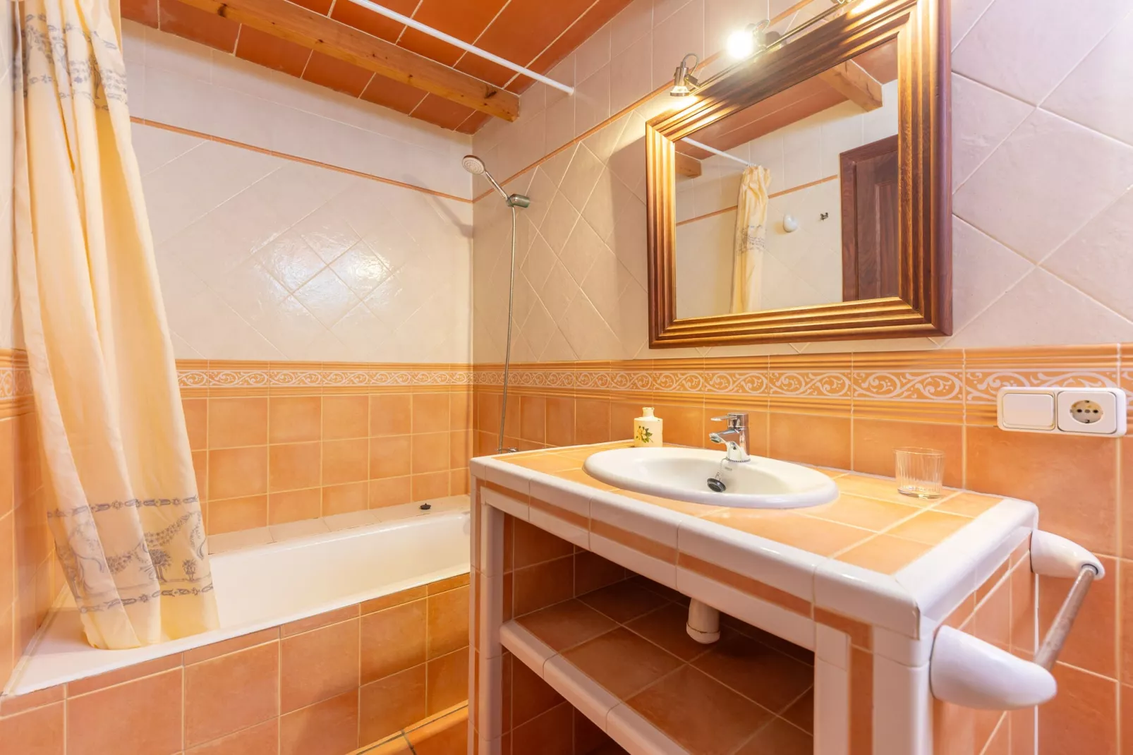 S'alqueria Rotja-Salle de bain