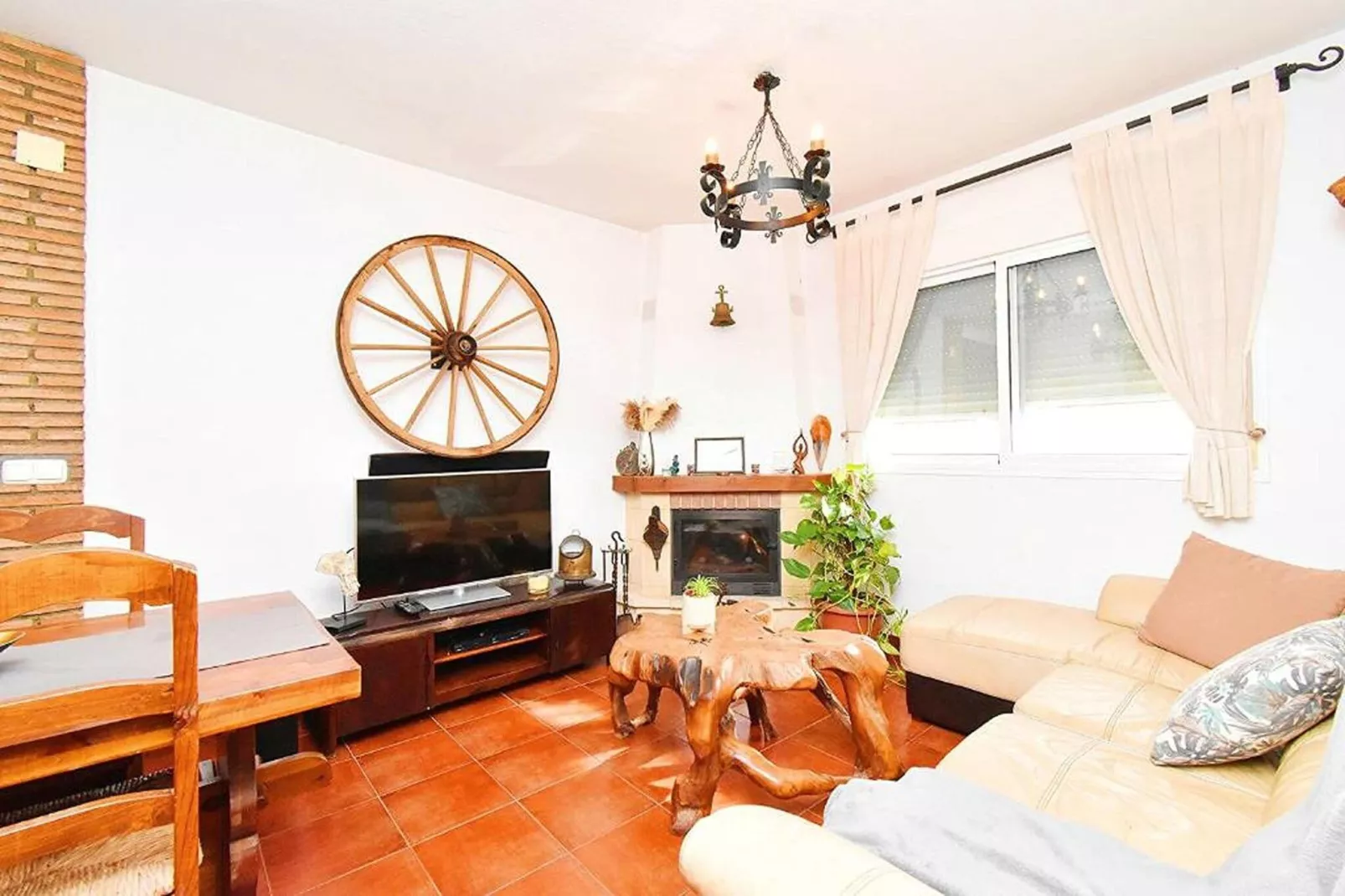 La Casa del Alcor-Living room