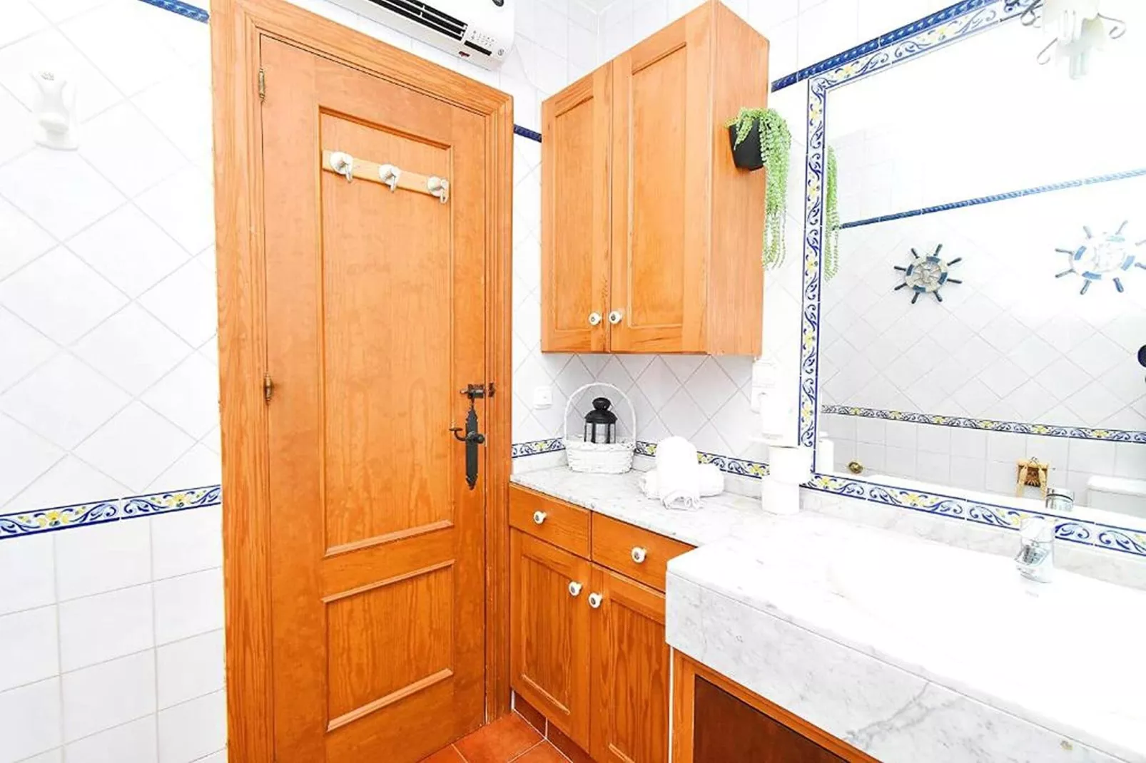 La Casa del Alcor-Bathroom