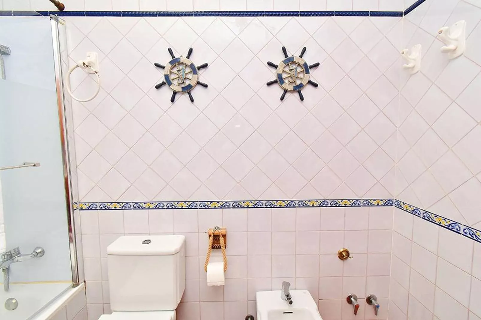 La Casa del Alcor-Bathroom