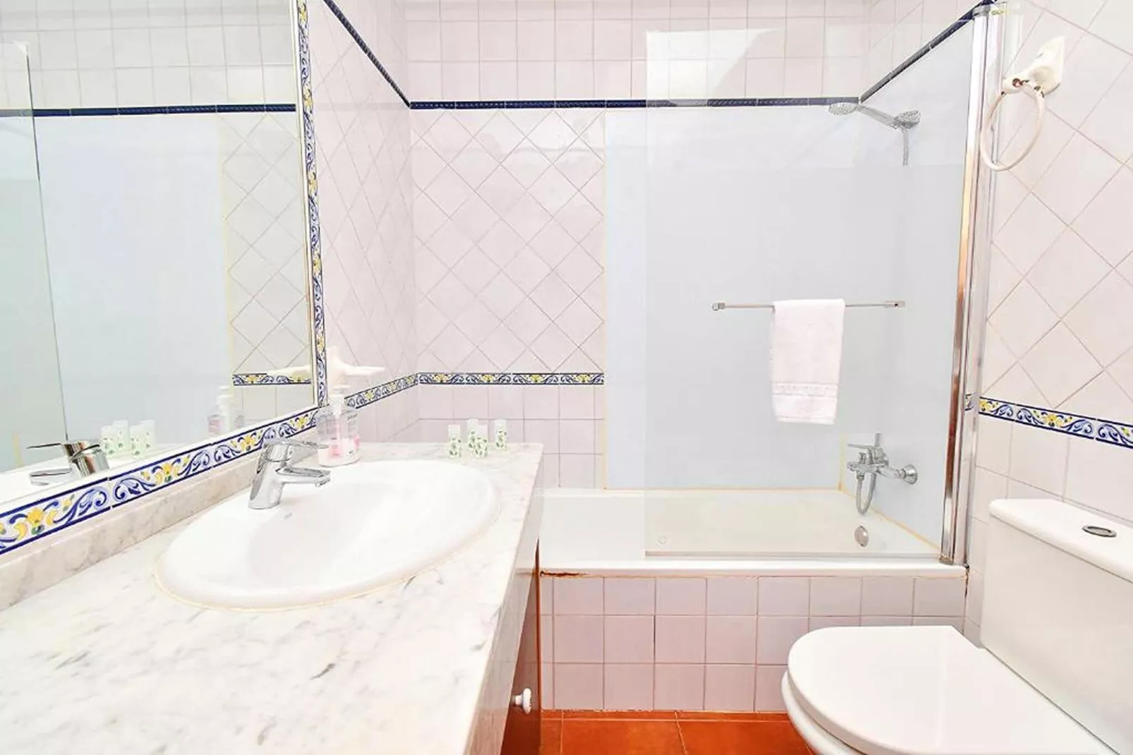 La Casa del Alcor-Bathroom