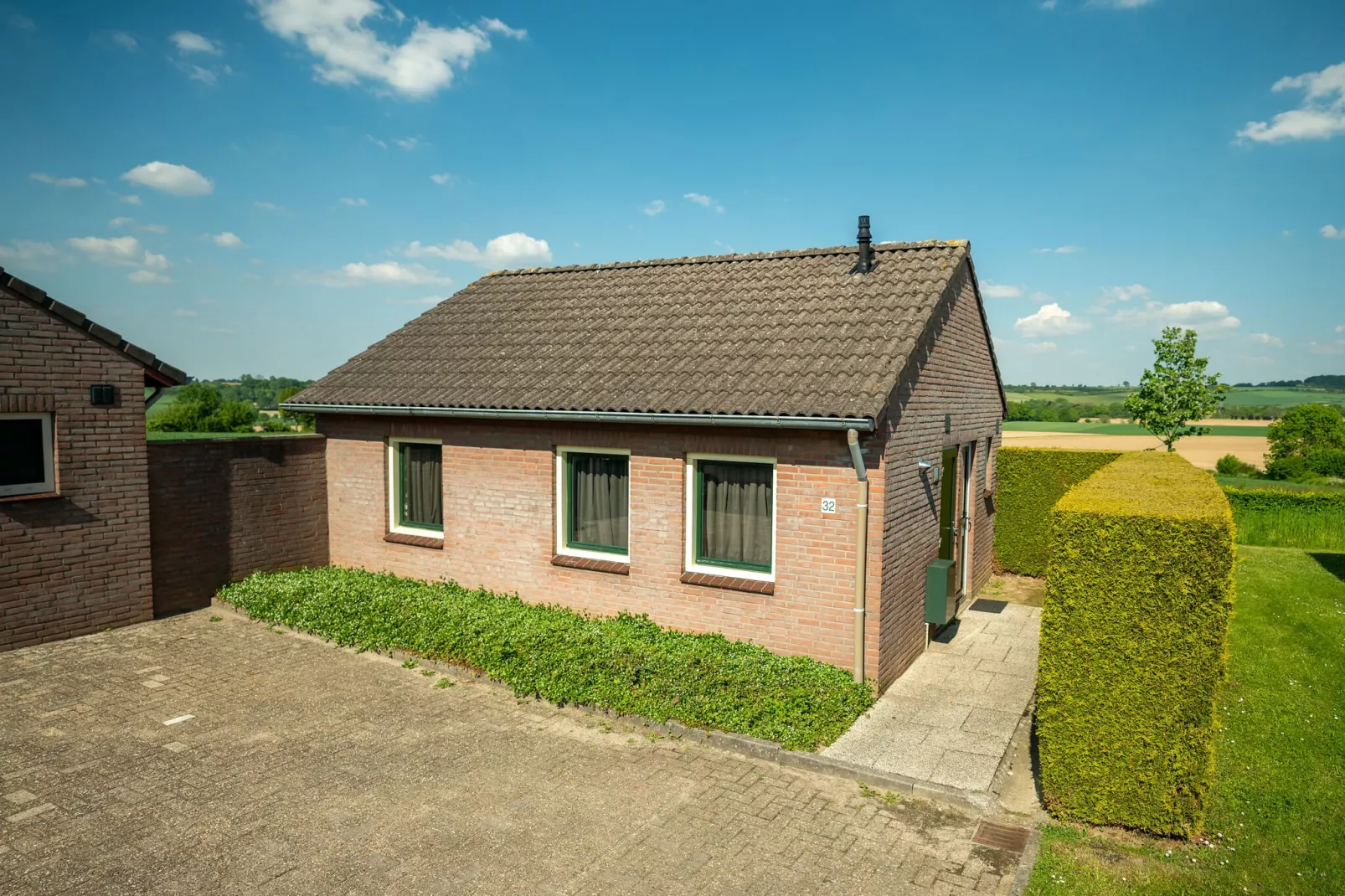 Vakantiepark Reevallis 1-Exterior summer