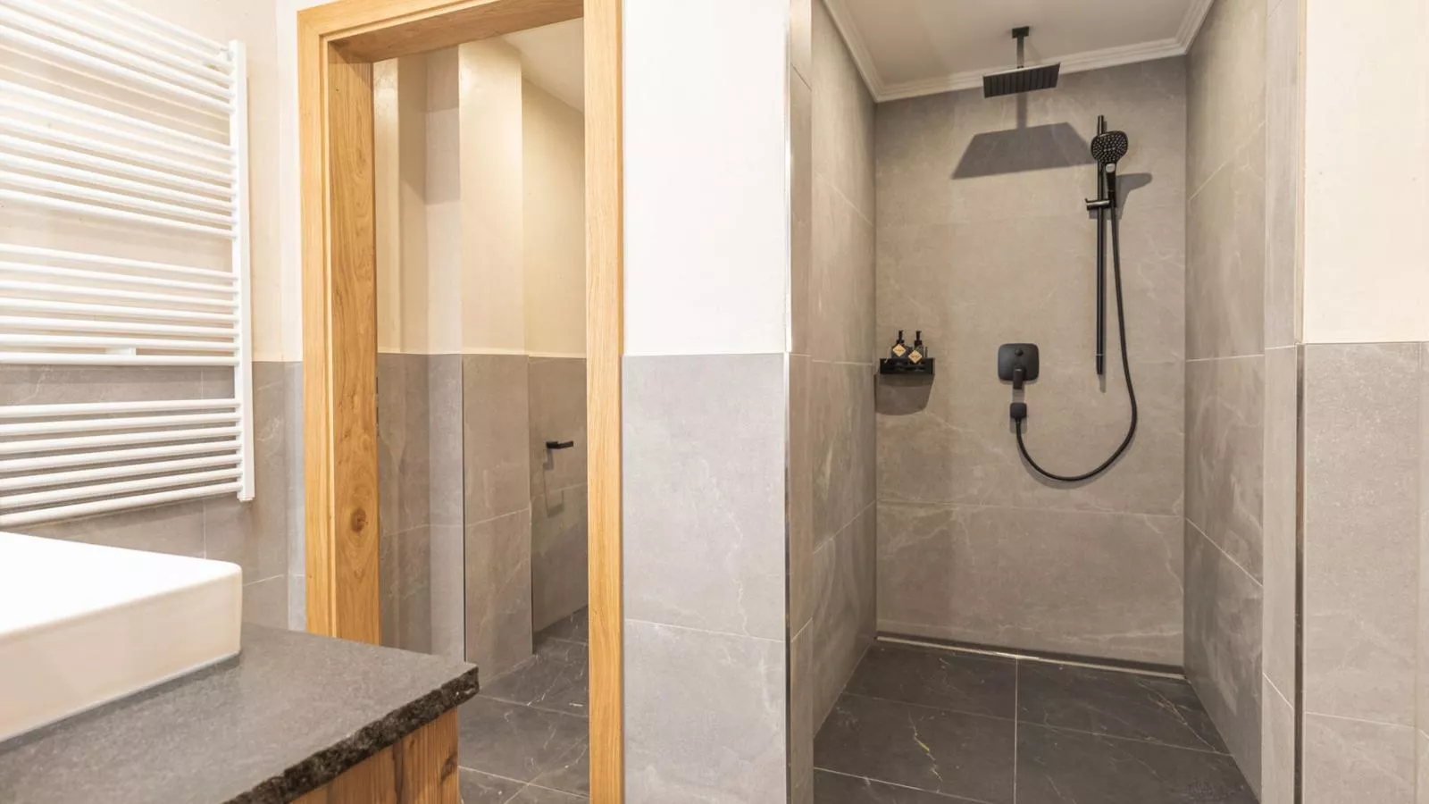 Siedelhütte-Bathroom