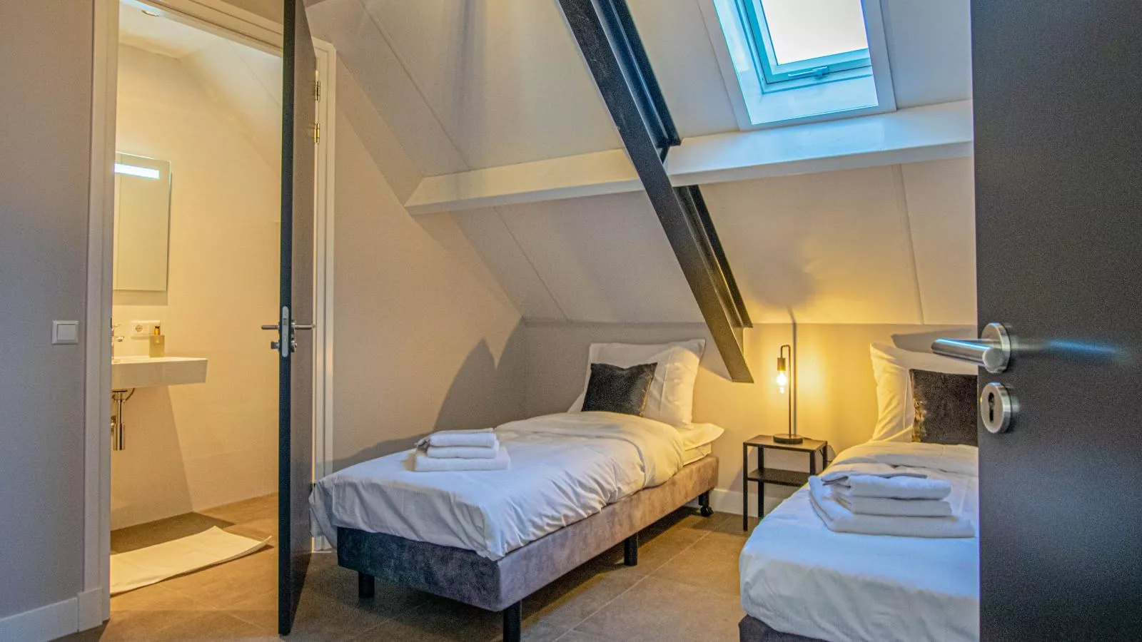 Jonkieshof-Bedroom
