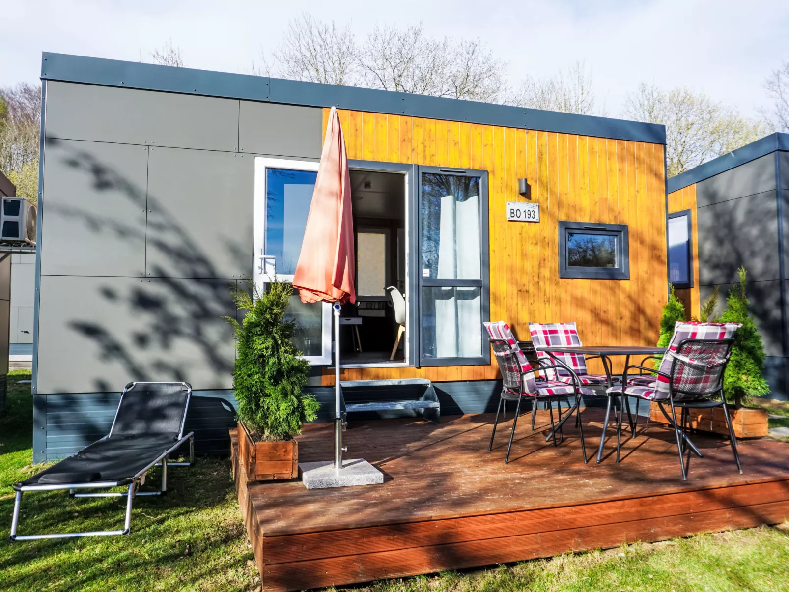 Tiny Haus Toni-Outside