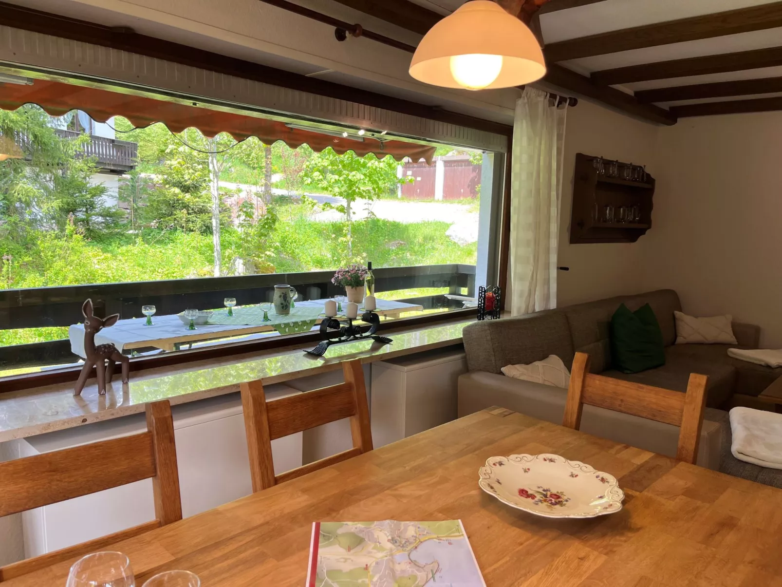 Habsberg-Inside