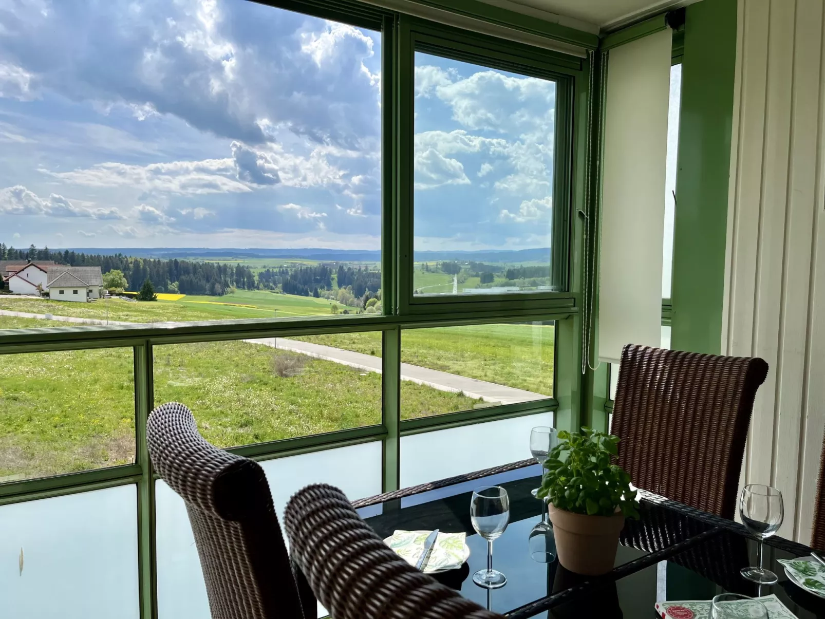Wald und Wiese (B 94)-Outside