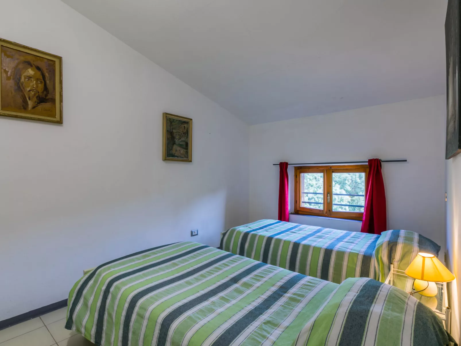 Beach home-Inside