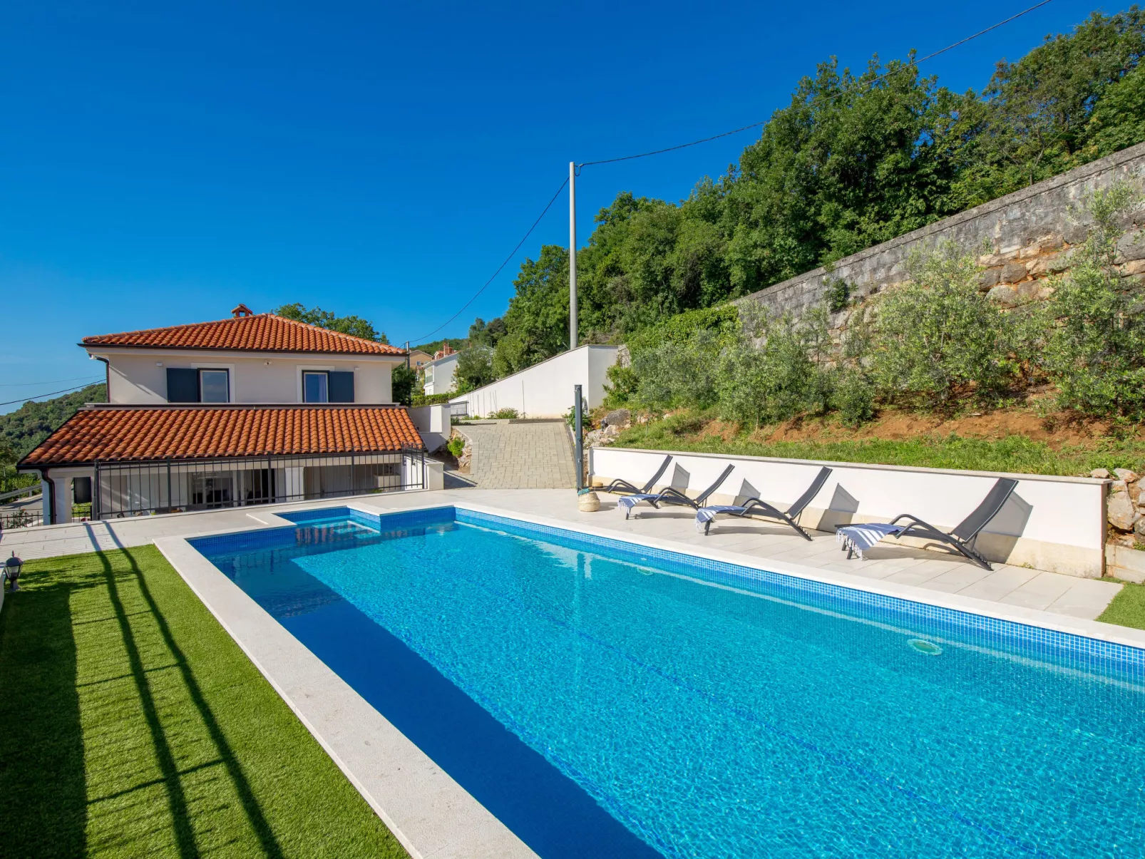 Villa Alba-Outside