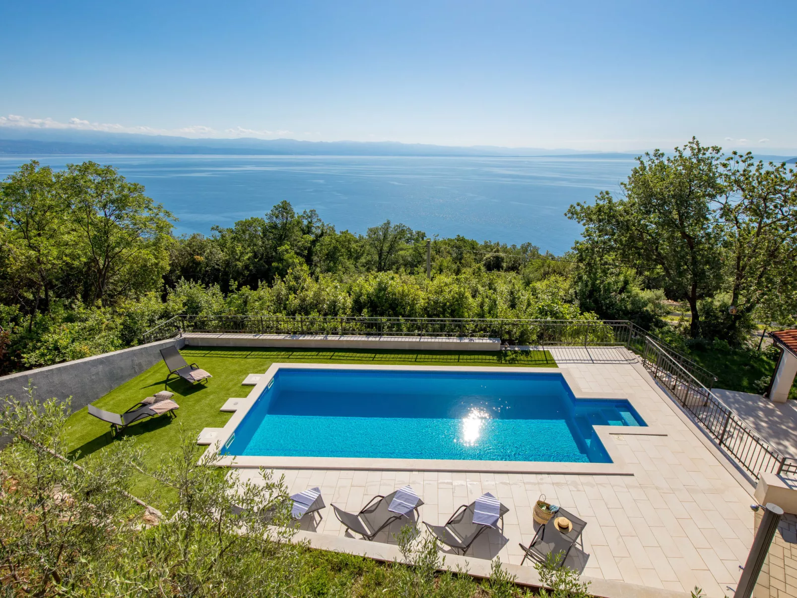 Villa Alba-Outside