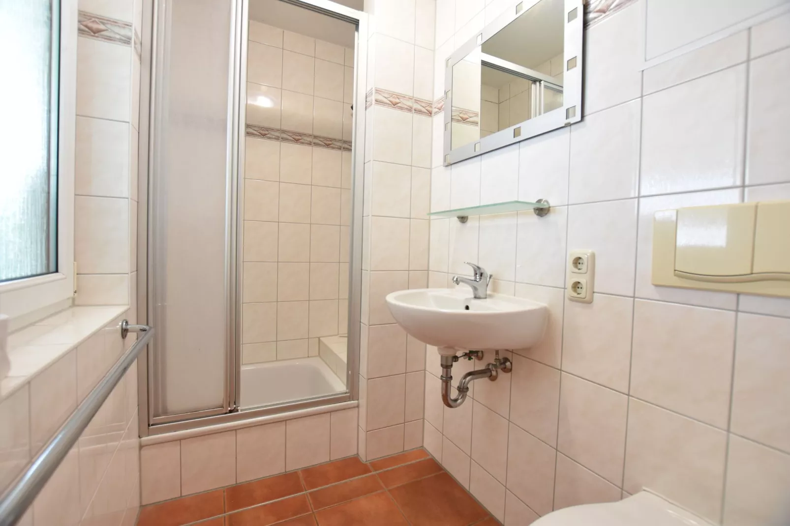 Strandnahes Ferienhaus Claudia in Rerik-Bathroom