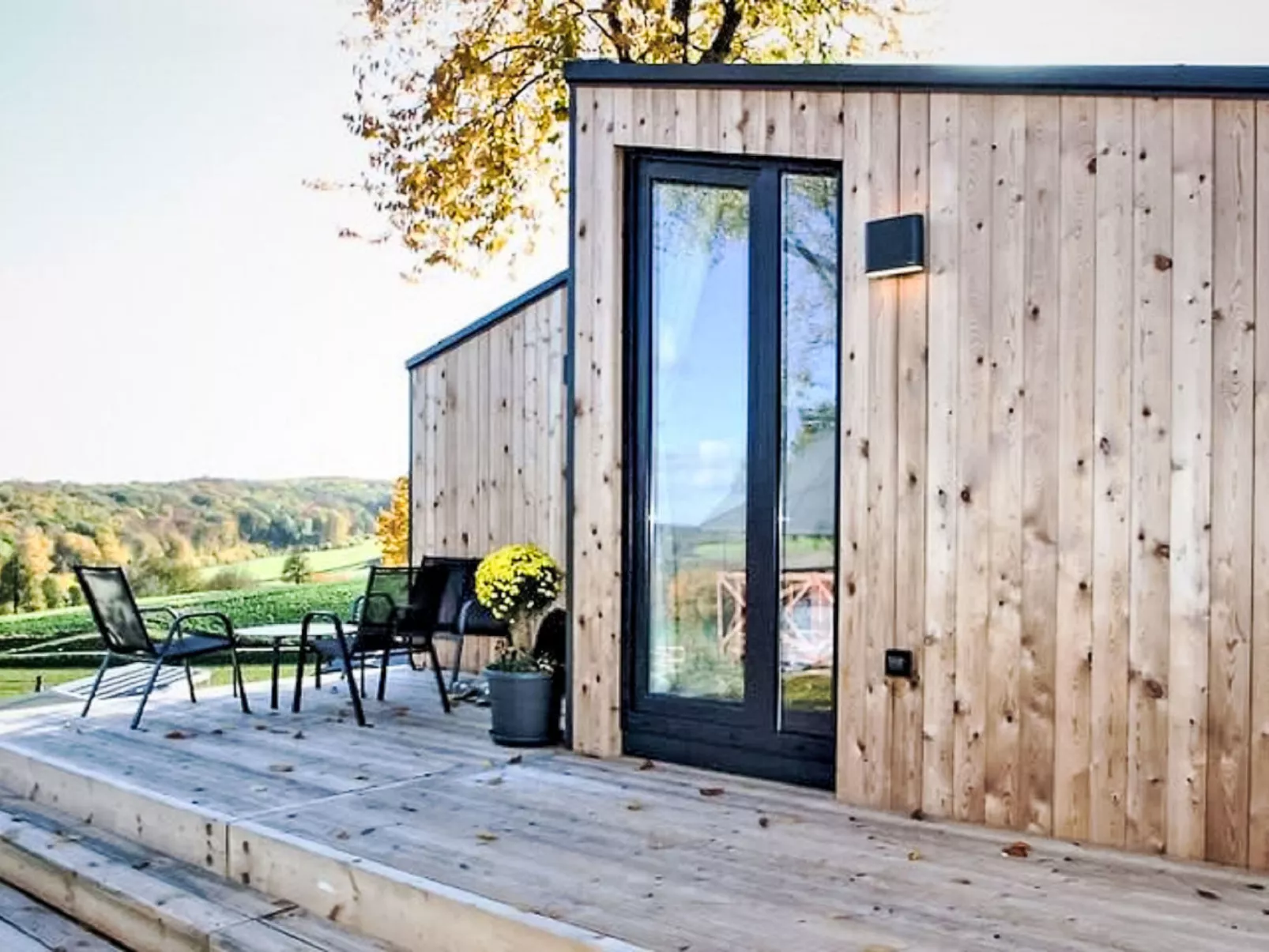 Panorama Cottage 4-Outside