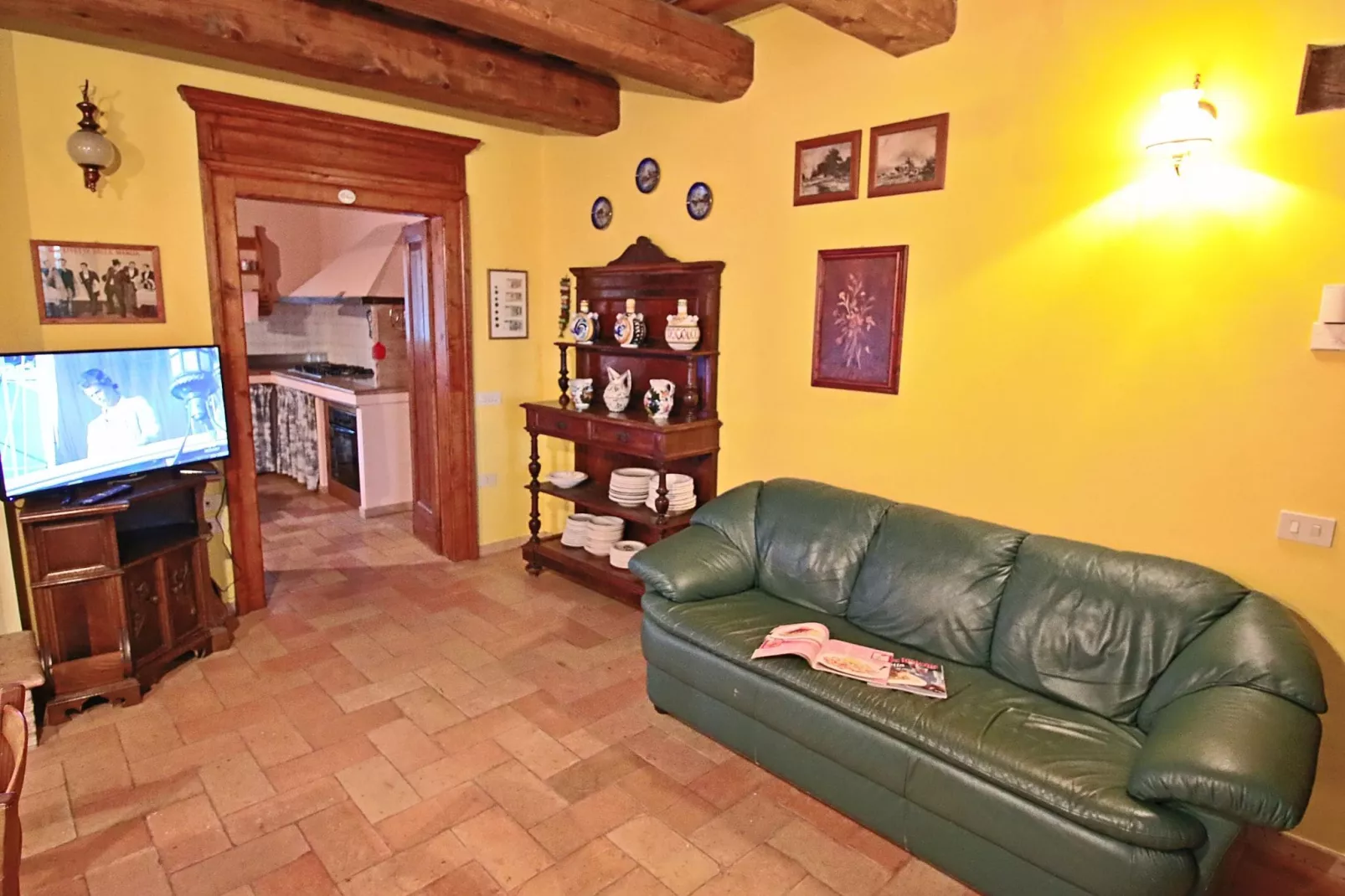 Casa Lella-Living room