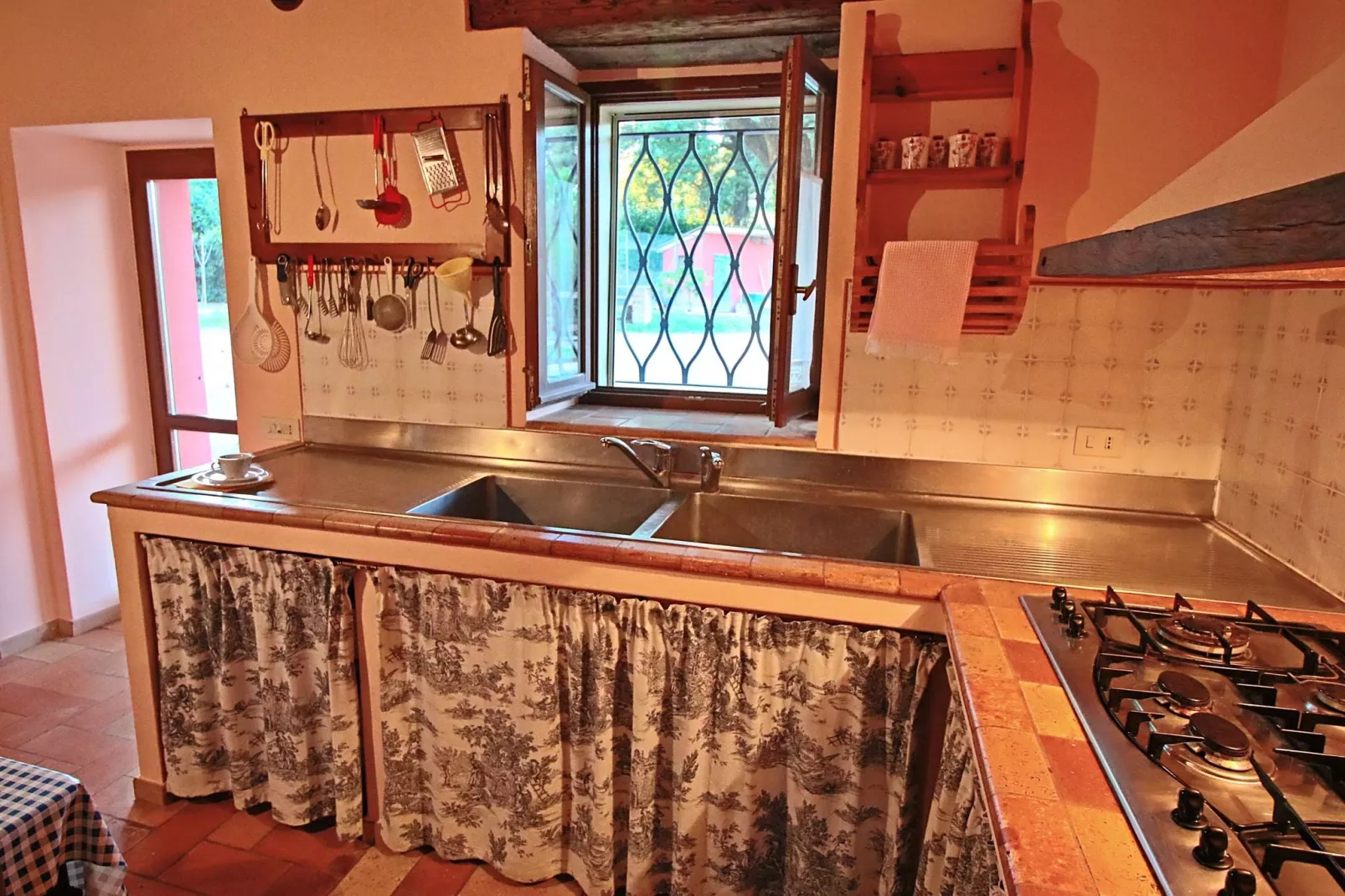 Casa Lella-Kitchen