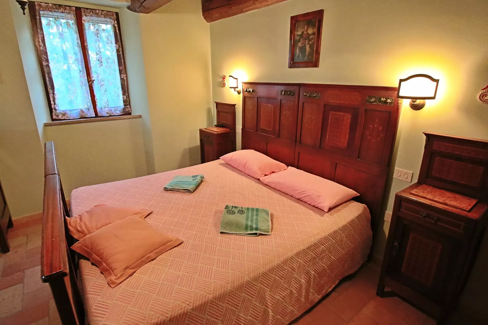 Casa Lella-Bedroom