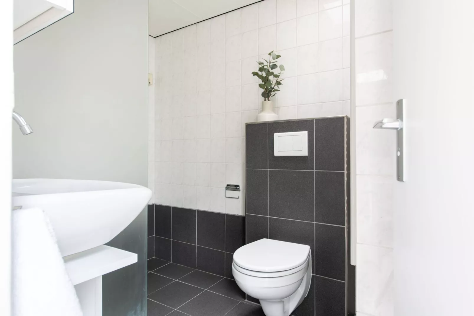 Vakantiepark de Berkenhorst 10-Bathroom