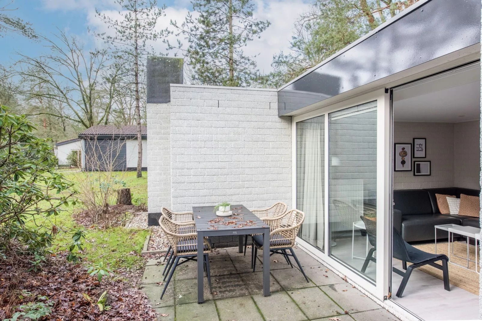 Vakantiepark de Berkenhorst 10-Terrace balcony