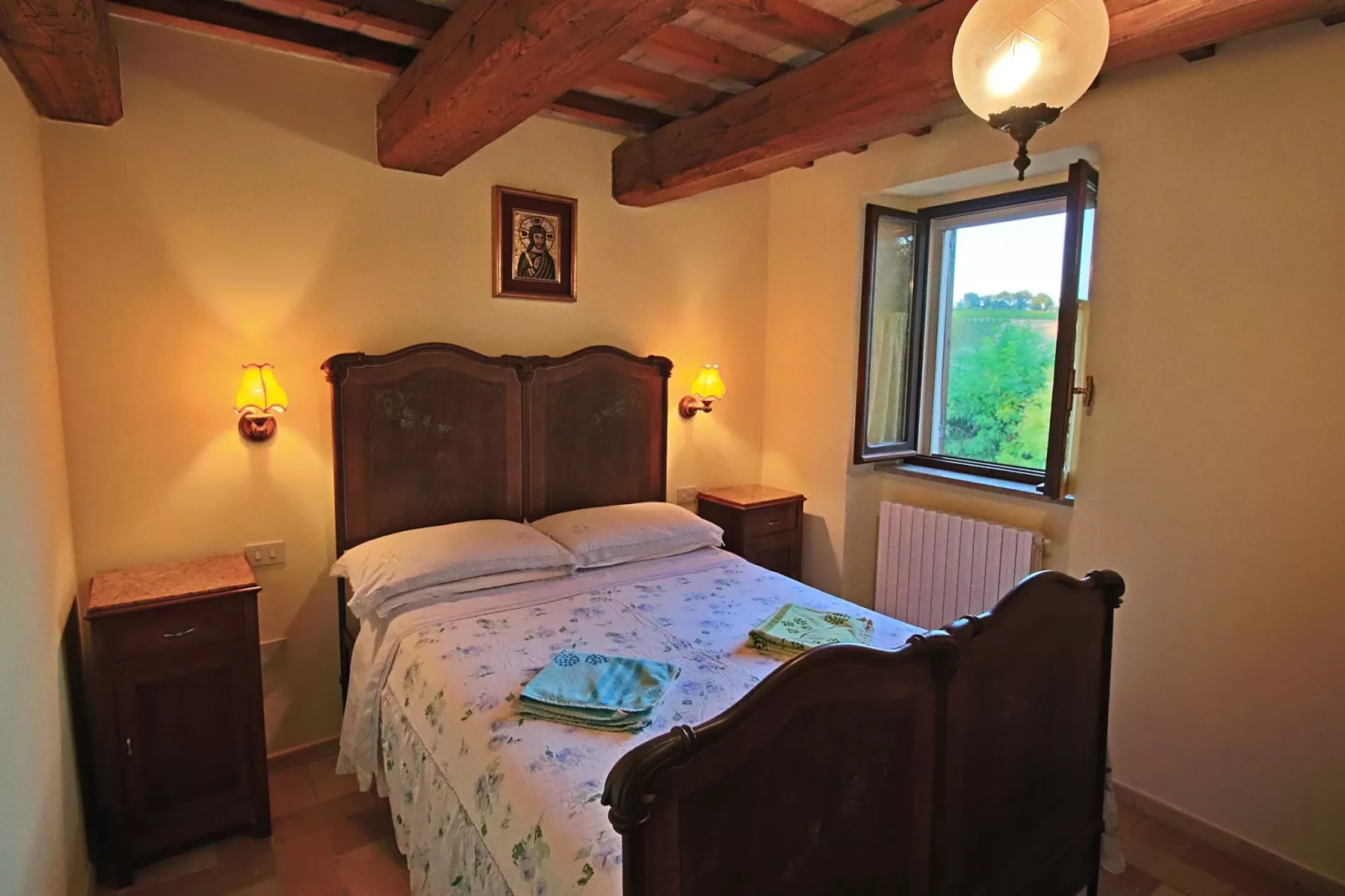 Casa Lella-Bedroom