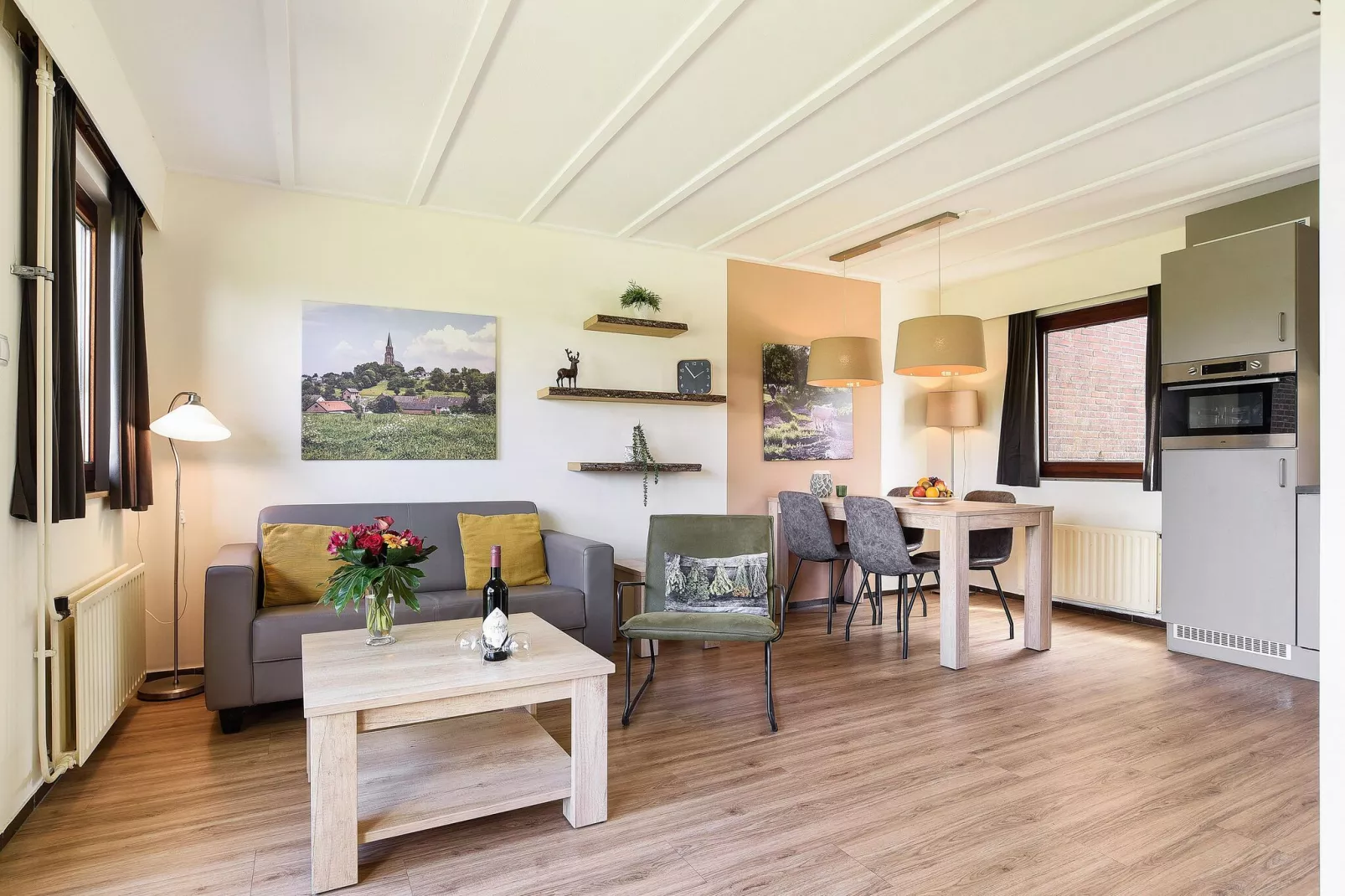 Vakantiepark Reevallis 3-Living room
