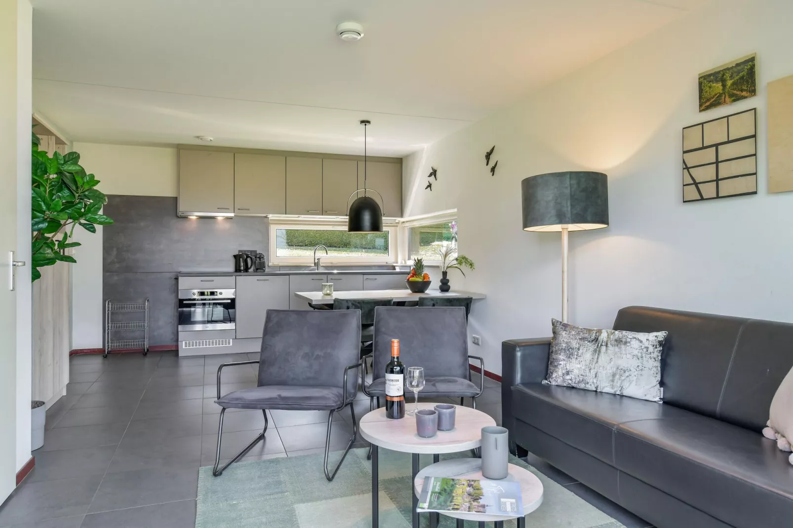 Vakantiepark Reevallis 4-Living room
