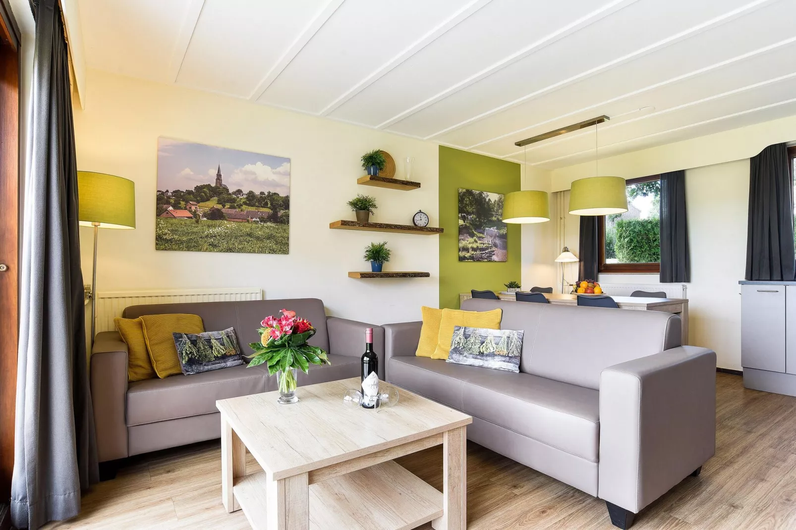 Vakantiepark Reevallis 6-Living room