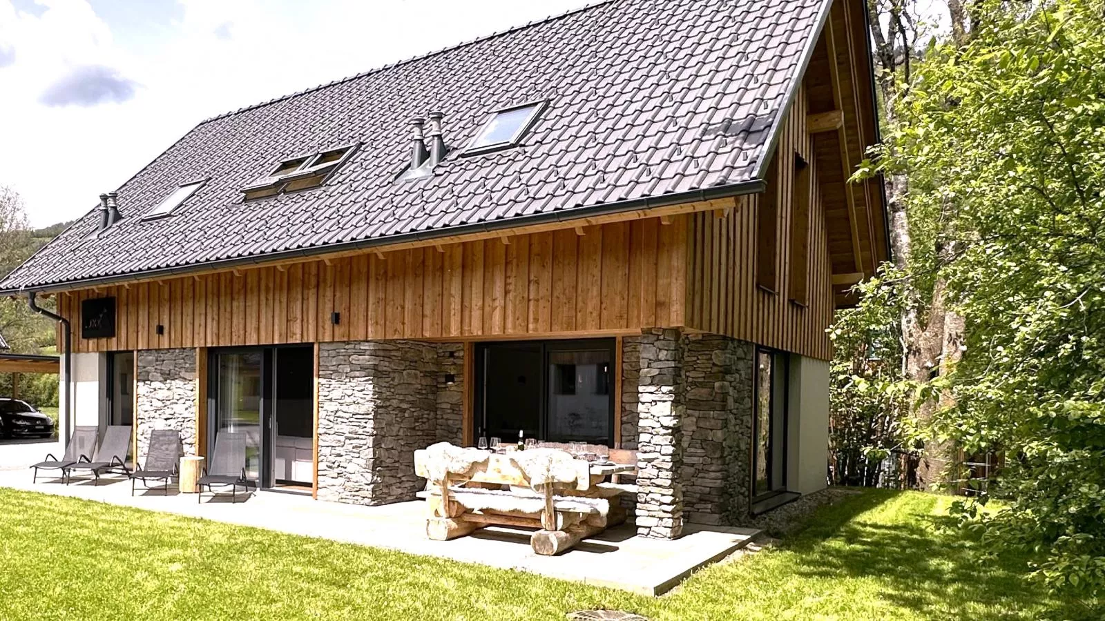 Mountain Chalet Luxx-Exterior summer