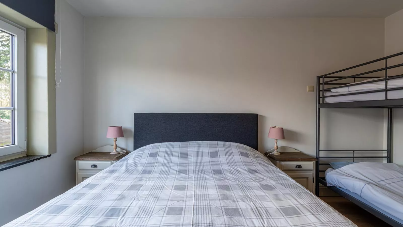 Secretarishuis-Bedroom