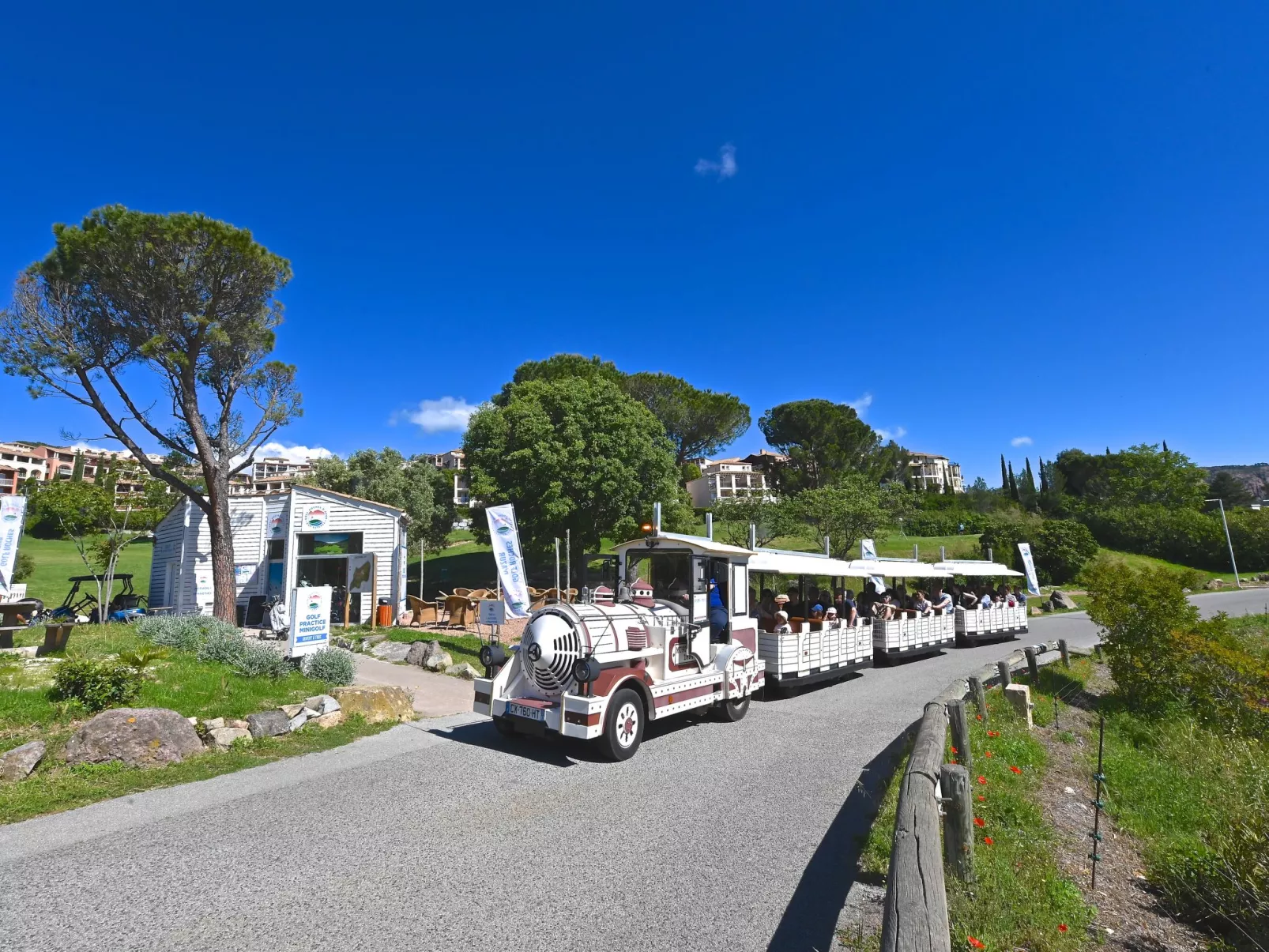 Cap Estérel - Le Hameau (Mini Villa 35)-Draußen
