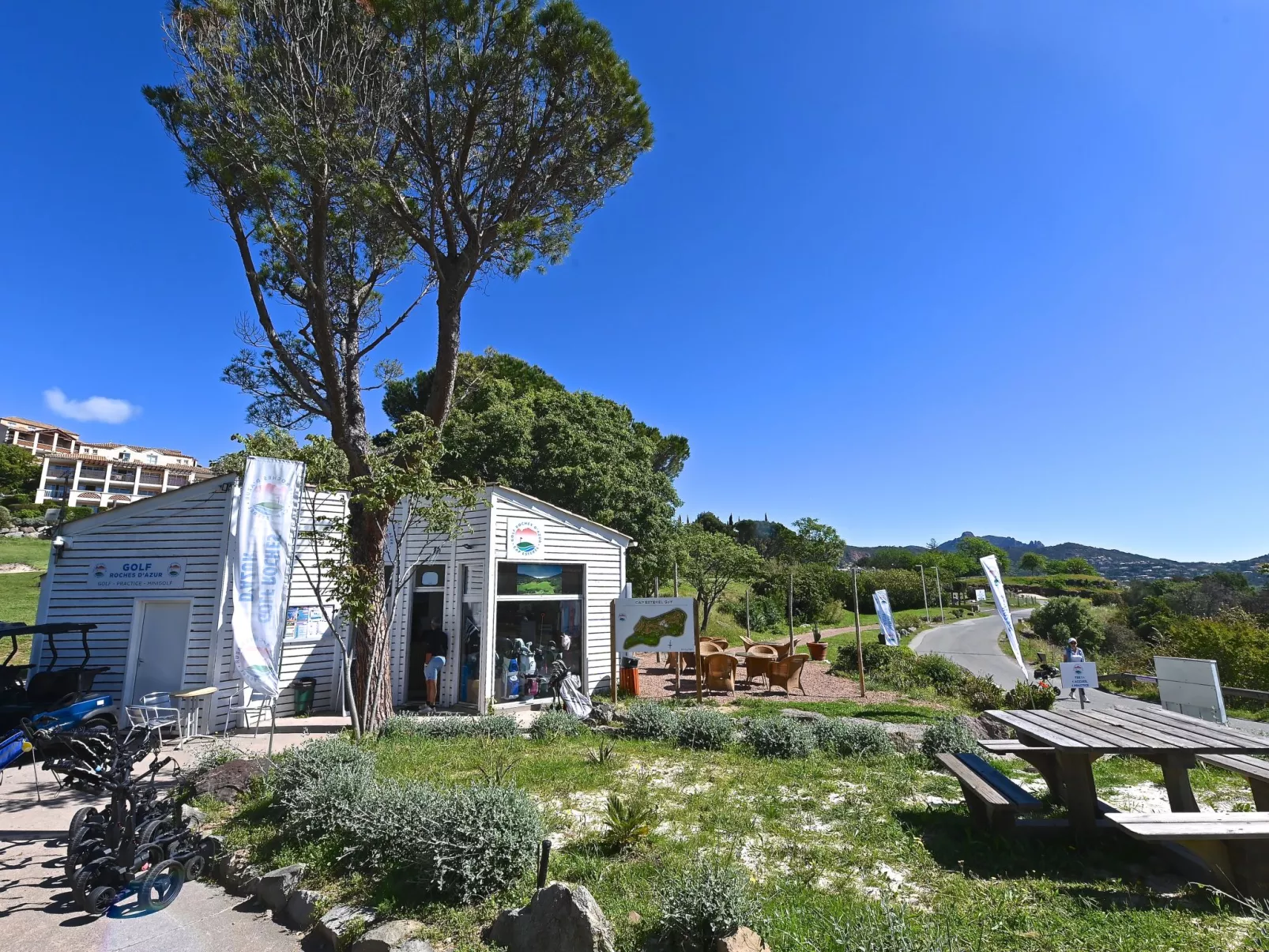 Cap Estérel - Le Hameau (Mini Villa 35)-Draußen