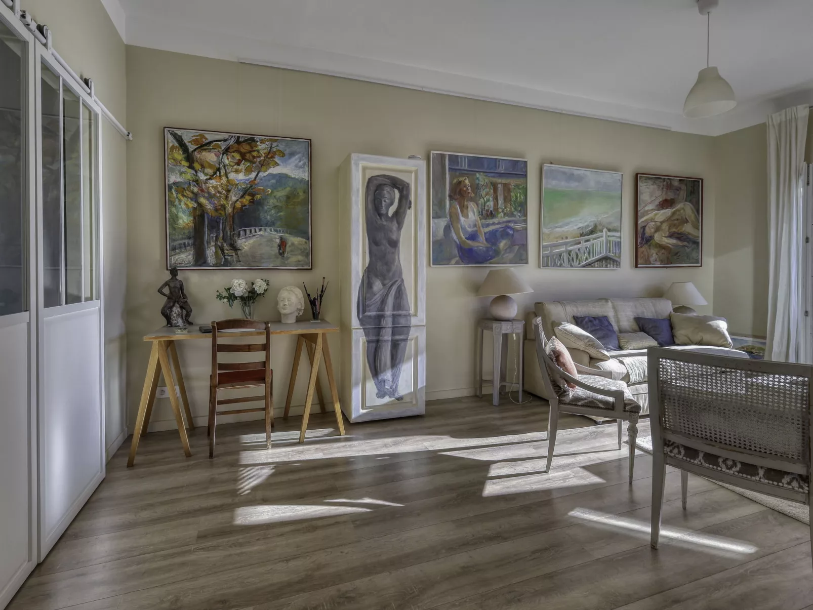 L'Atelier-Inside