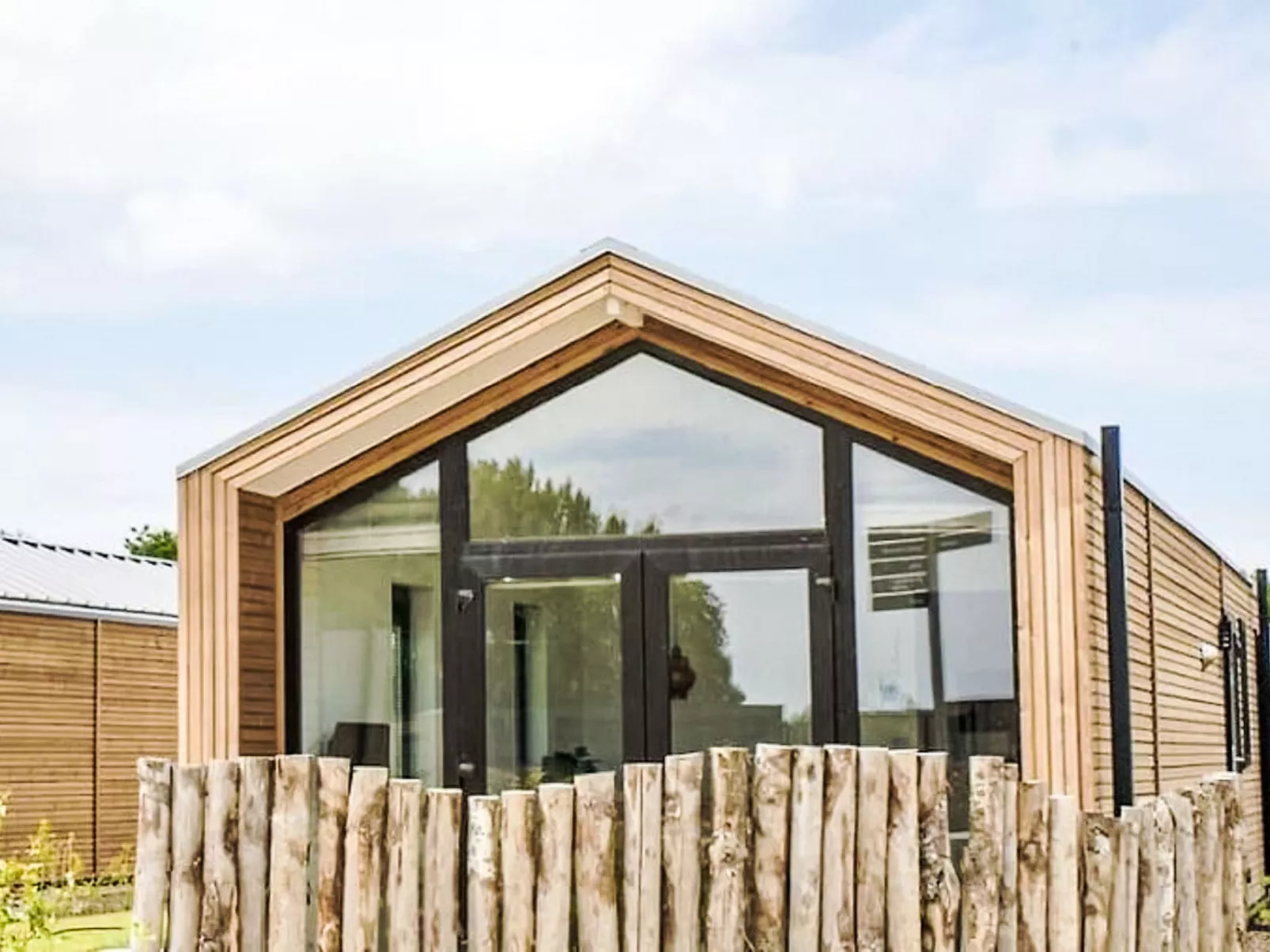 Lodgetent 5-Outside