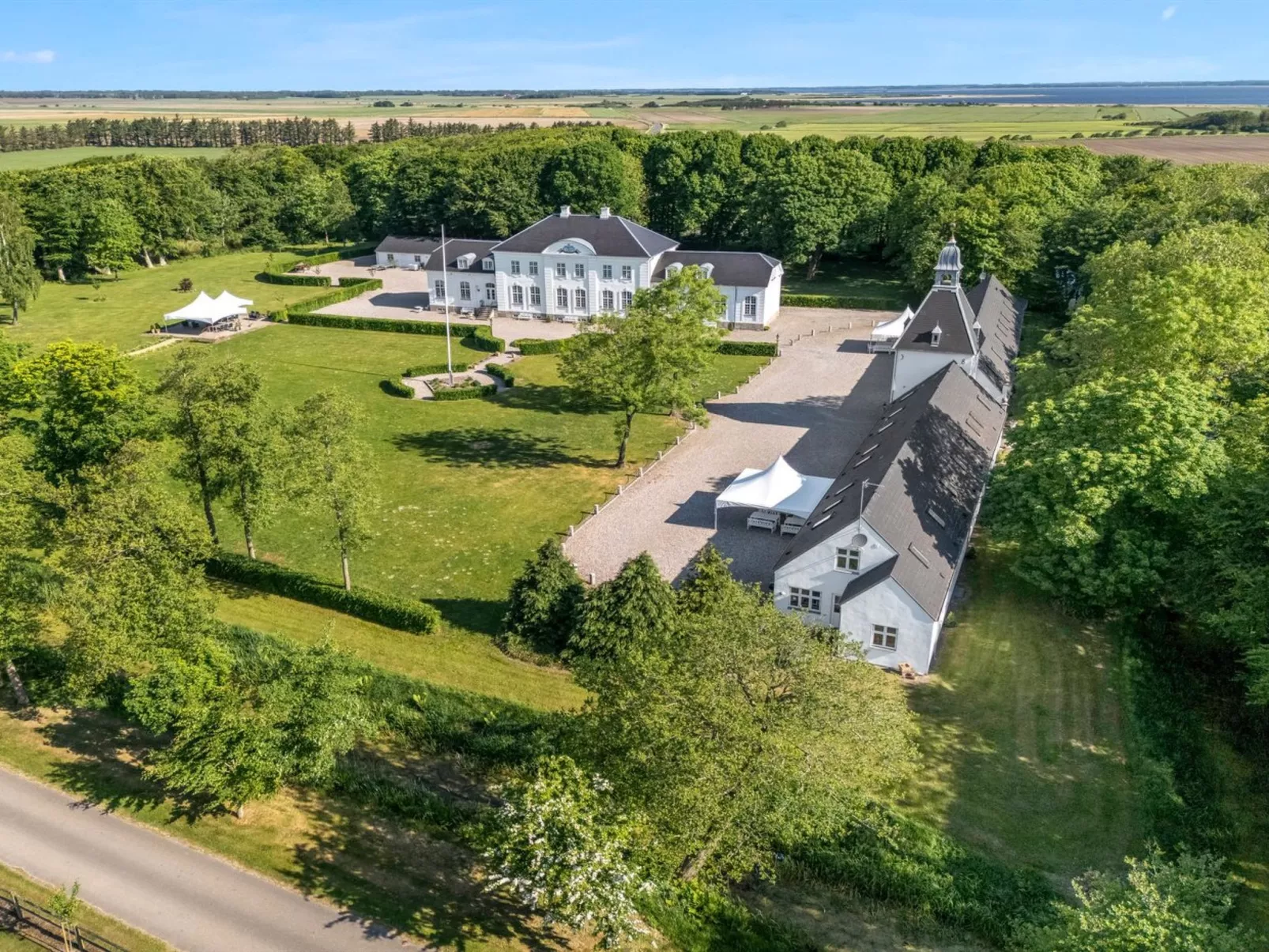 "Eini" - 4.5km from the sea-Dehors