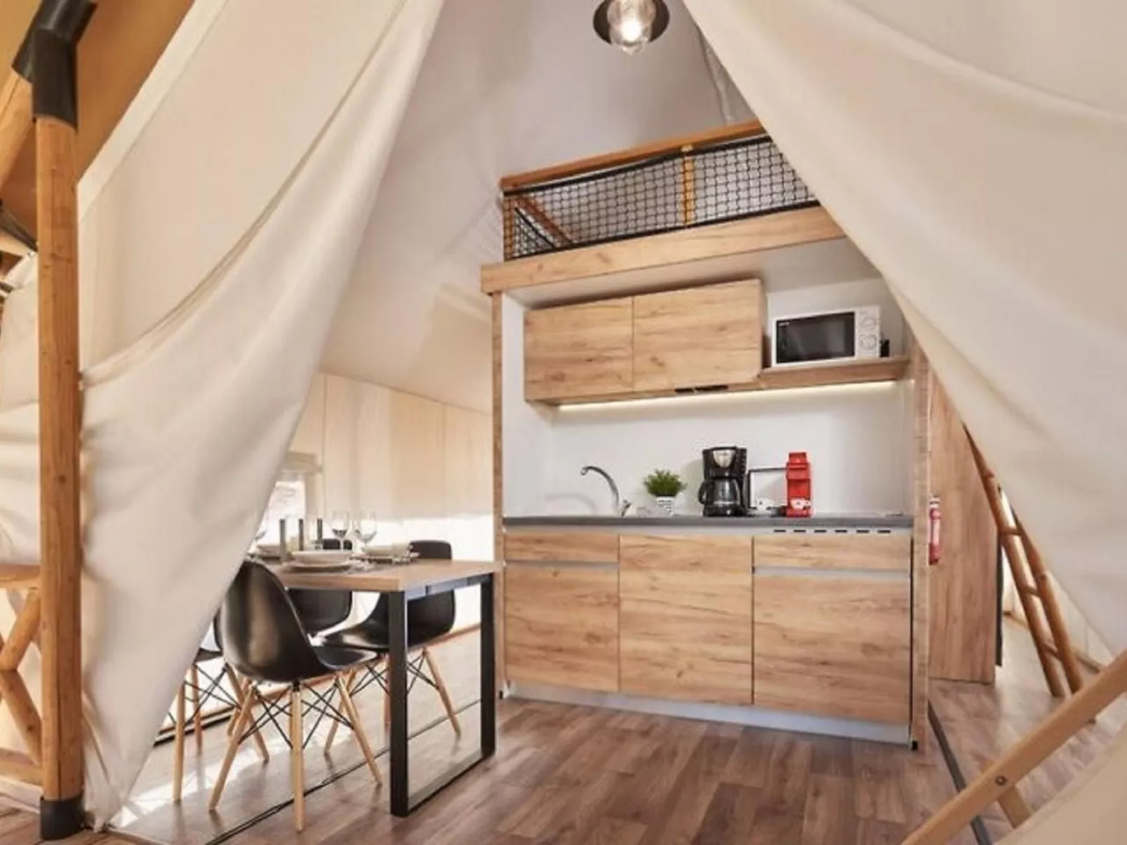 Panorama Cottage 4-Inside