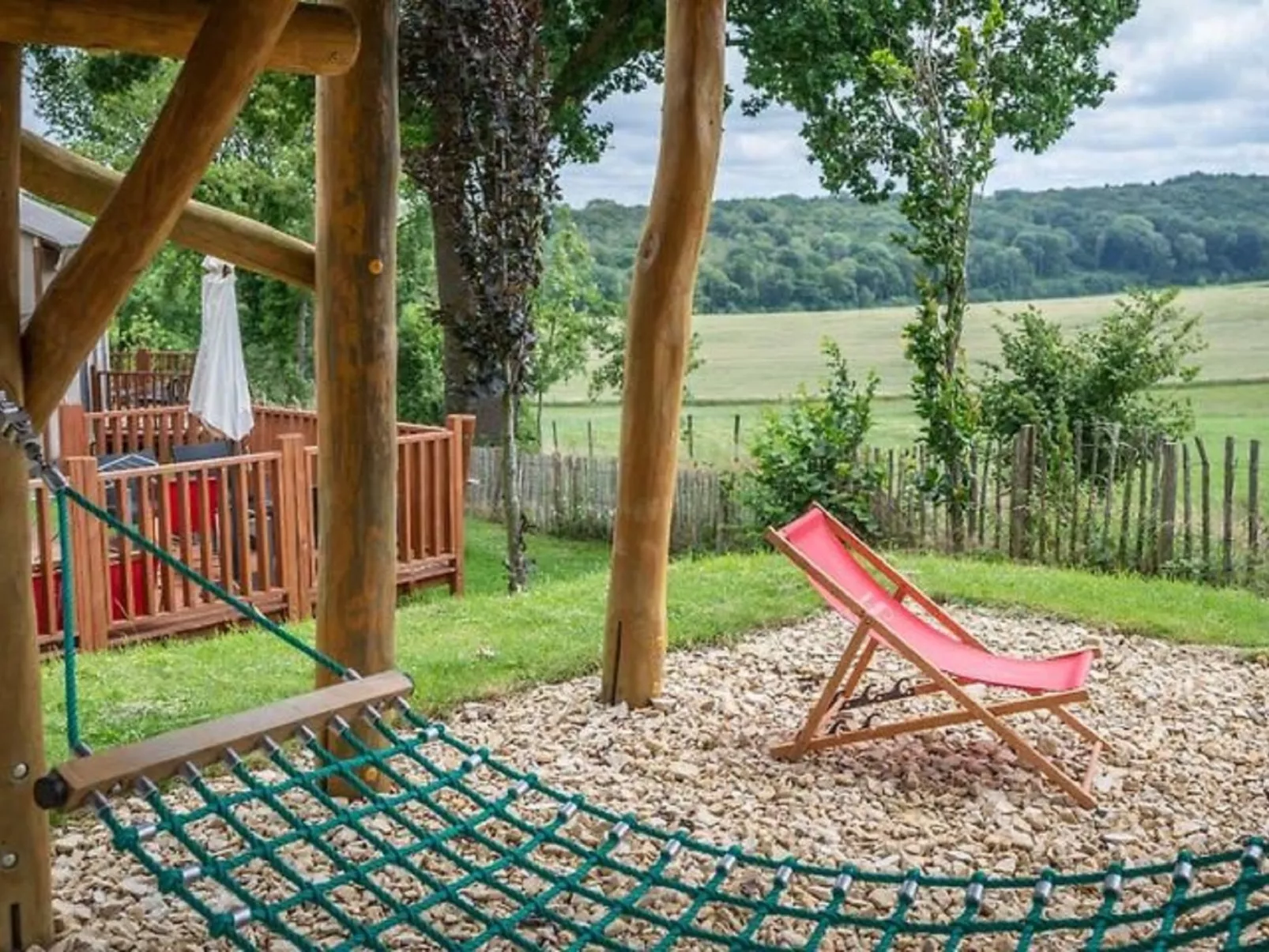 Panorama Cottage 4-Outside
