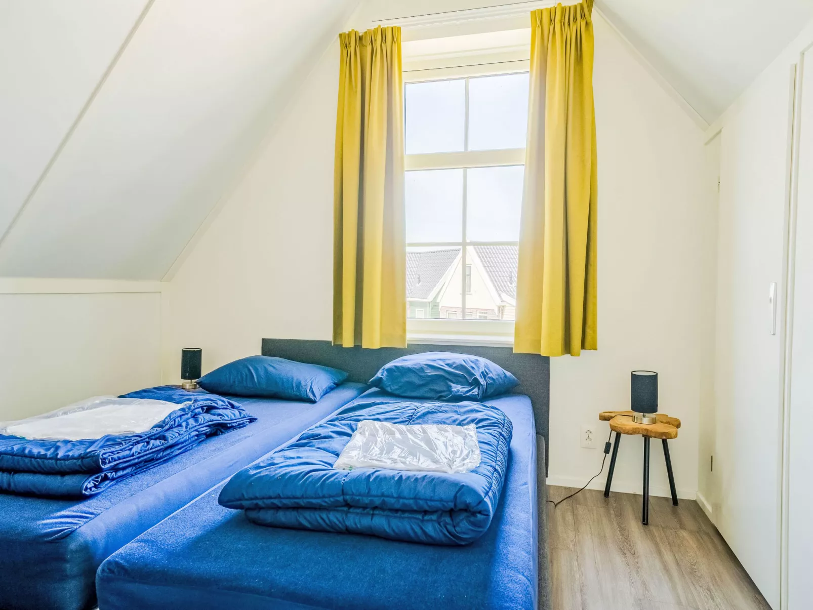 Gulden Daalder 8-Inside