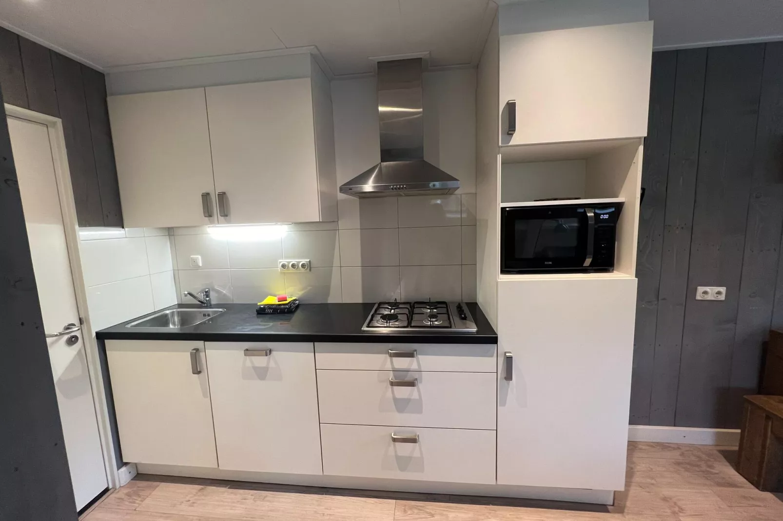 Combi bungalow Vosseven 84 & 85-Kitchen