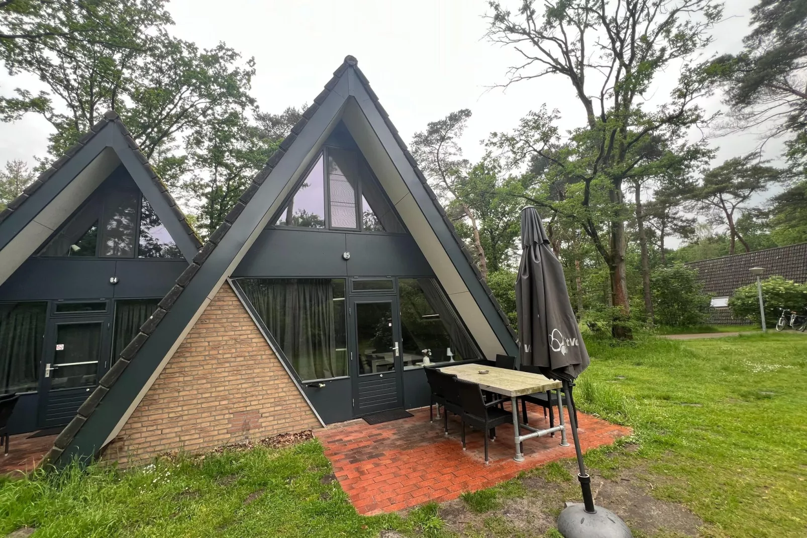 Combi bungalow Vosseven 84 & 85-Exterior summer