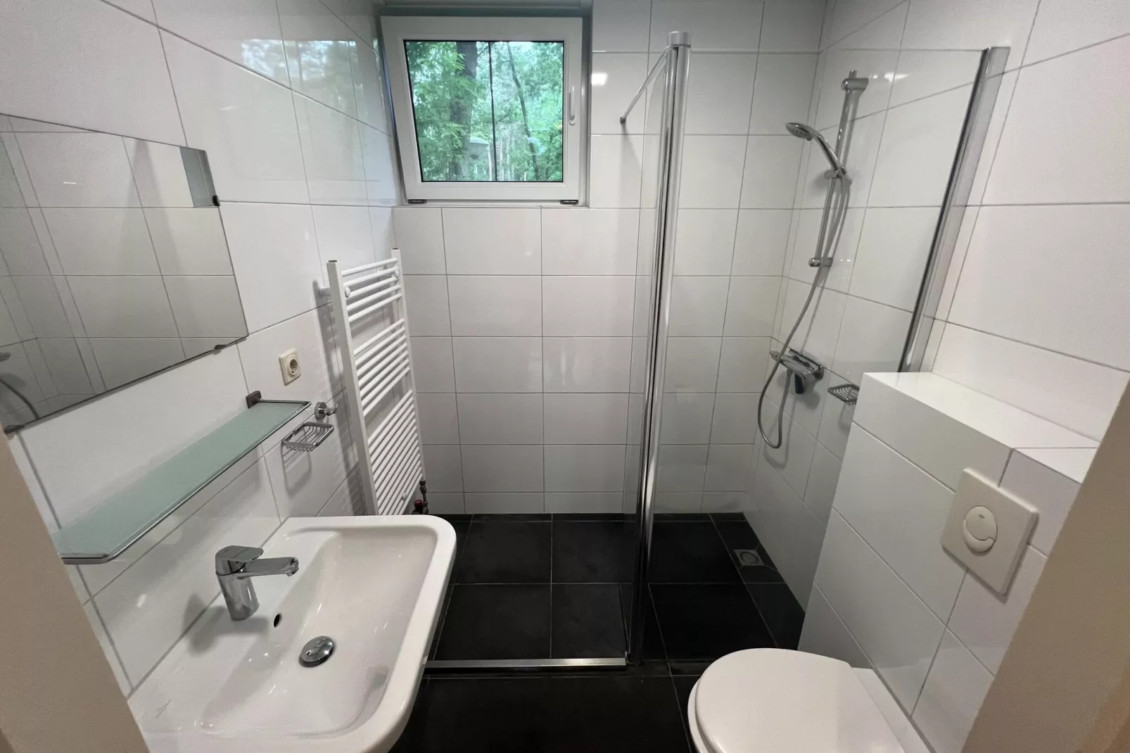 Combi bungalow Vosseven 84 & 85-Bathroom